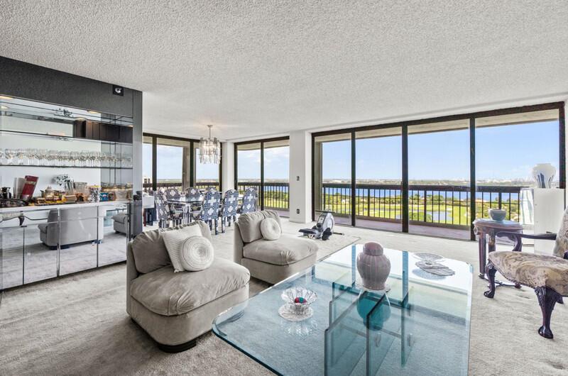 1900 Consulate Pl #2001