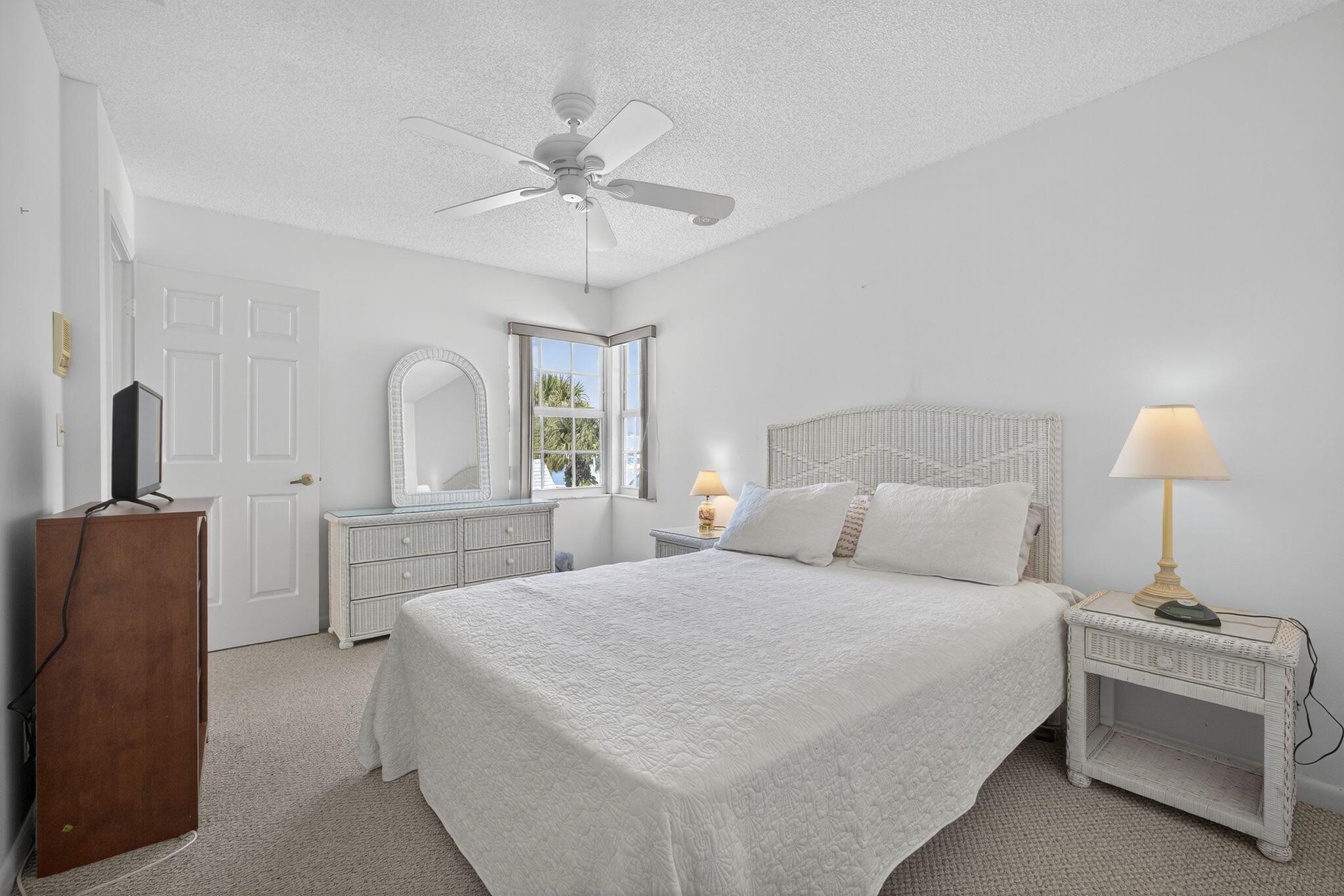 824 Ocean Dunes Cir #824 Jupiter, FL 33477