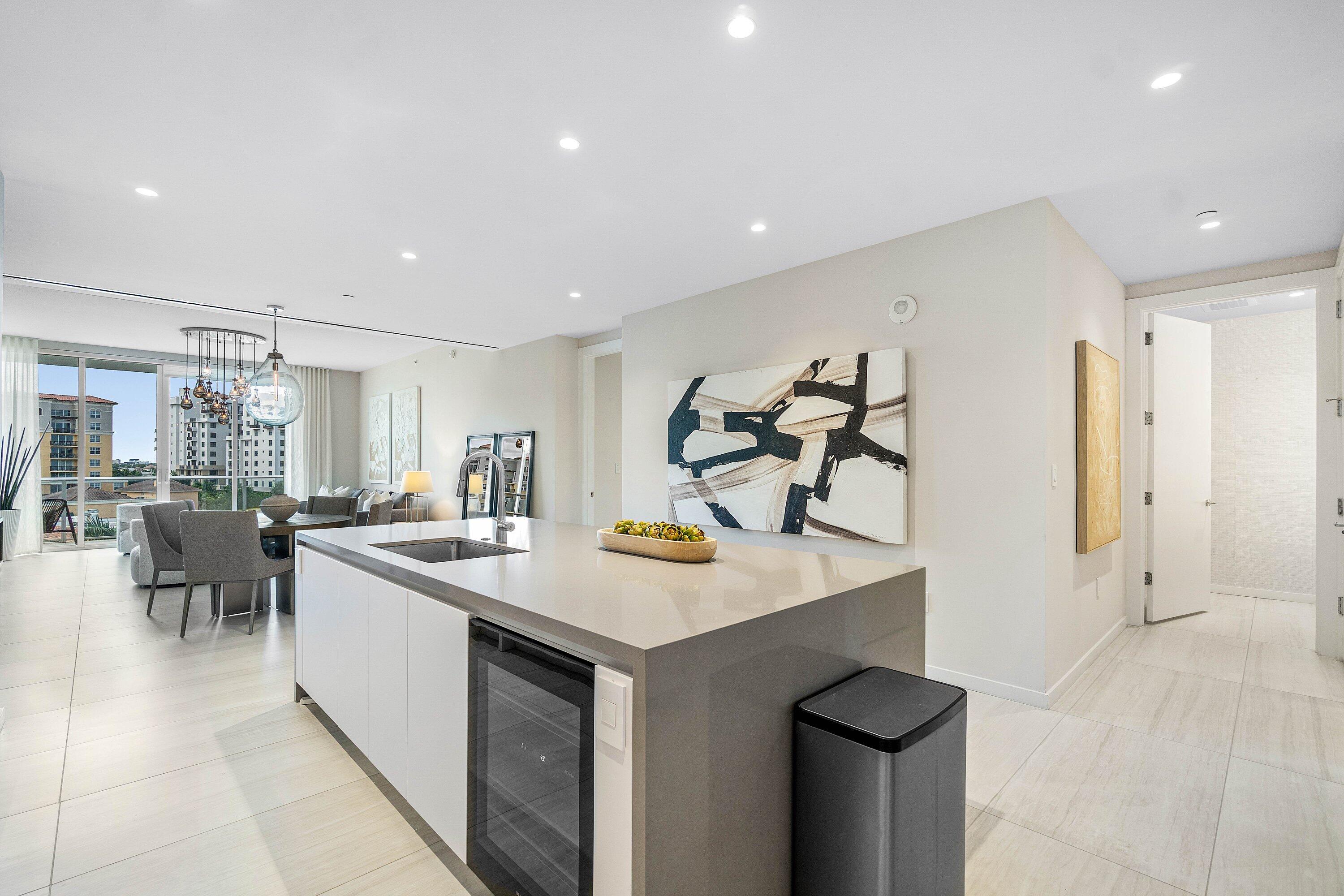 200 SE Mizner #608 Boca Raton, FL 33432