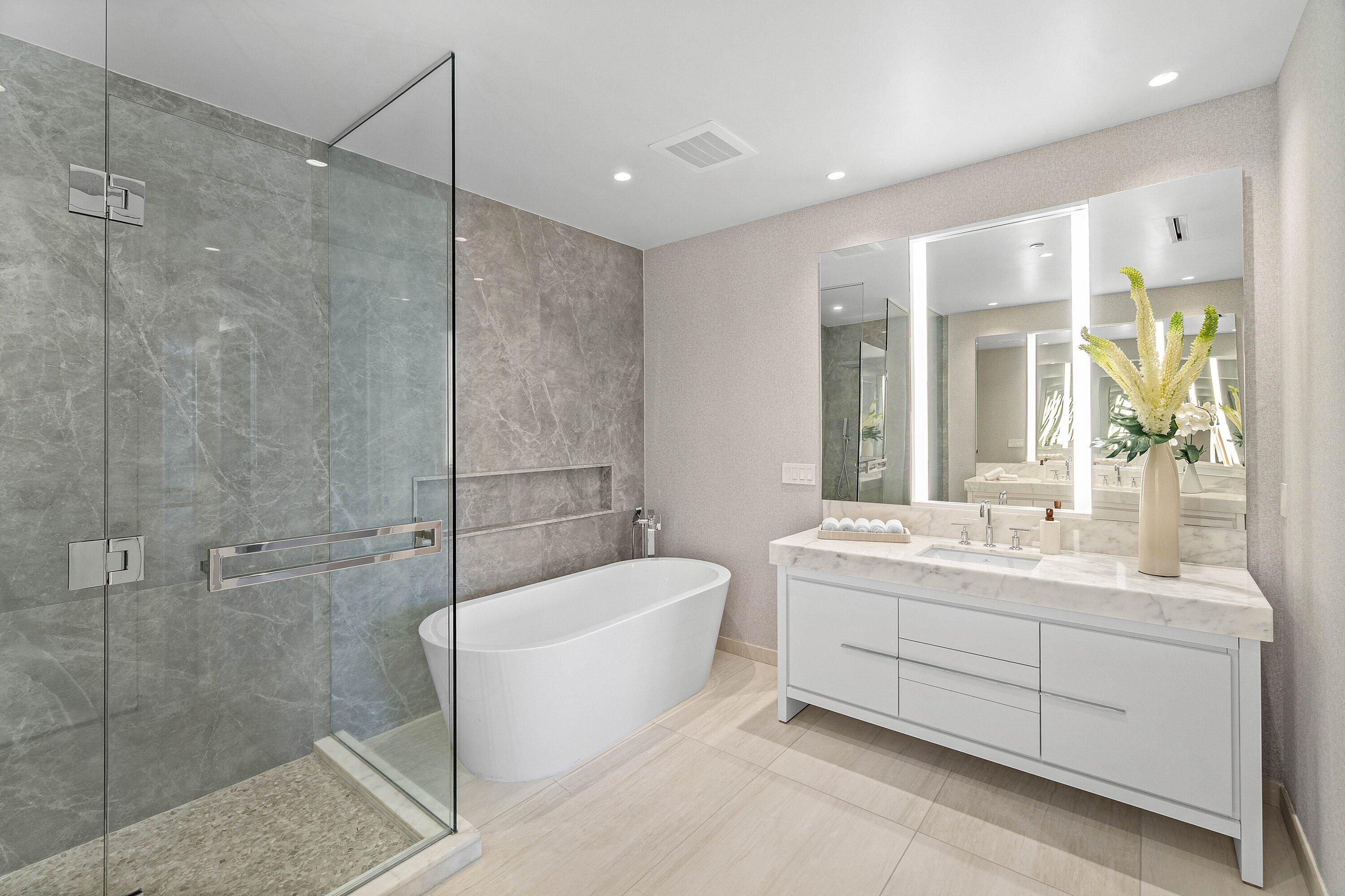 200 SE Mizner #608 Boca Raton, FL 33432