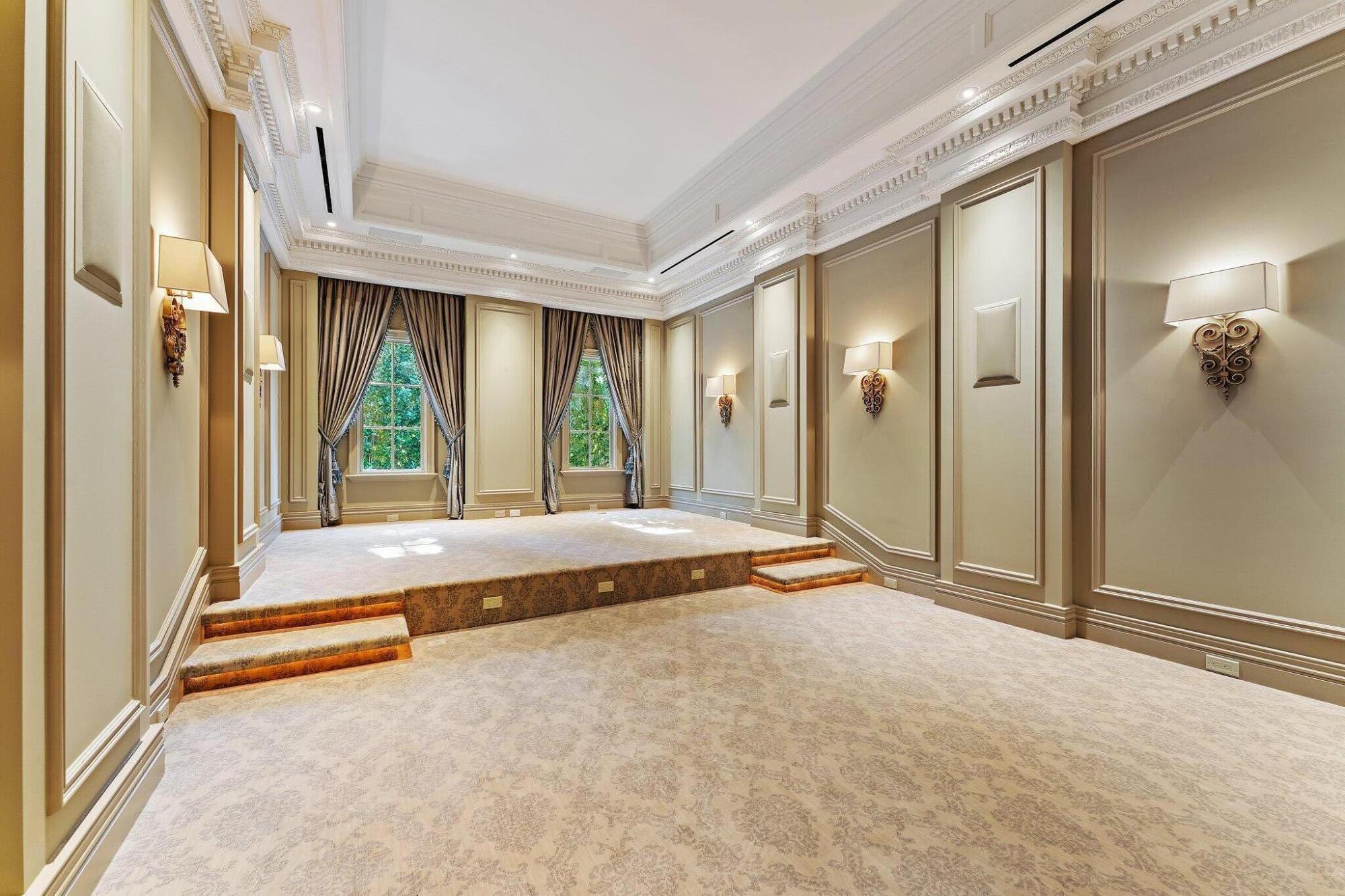 146 Bears Clb Dr Jupiter, FL 33477