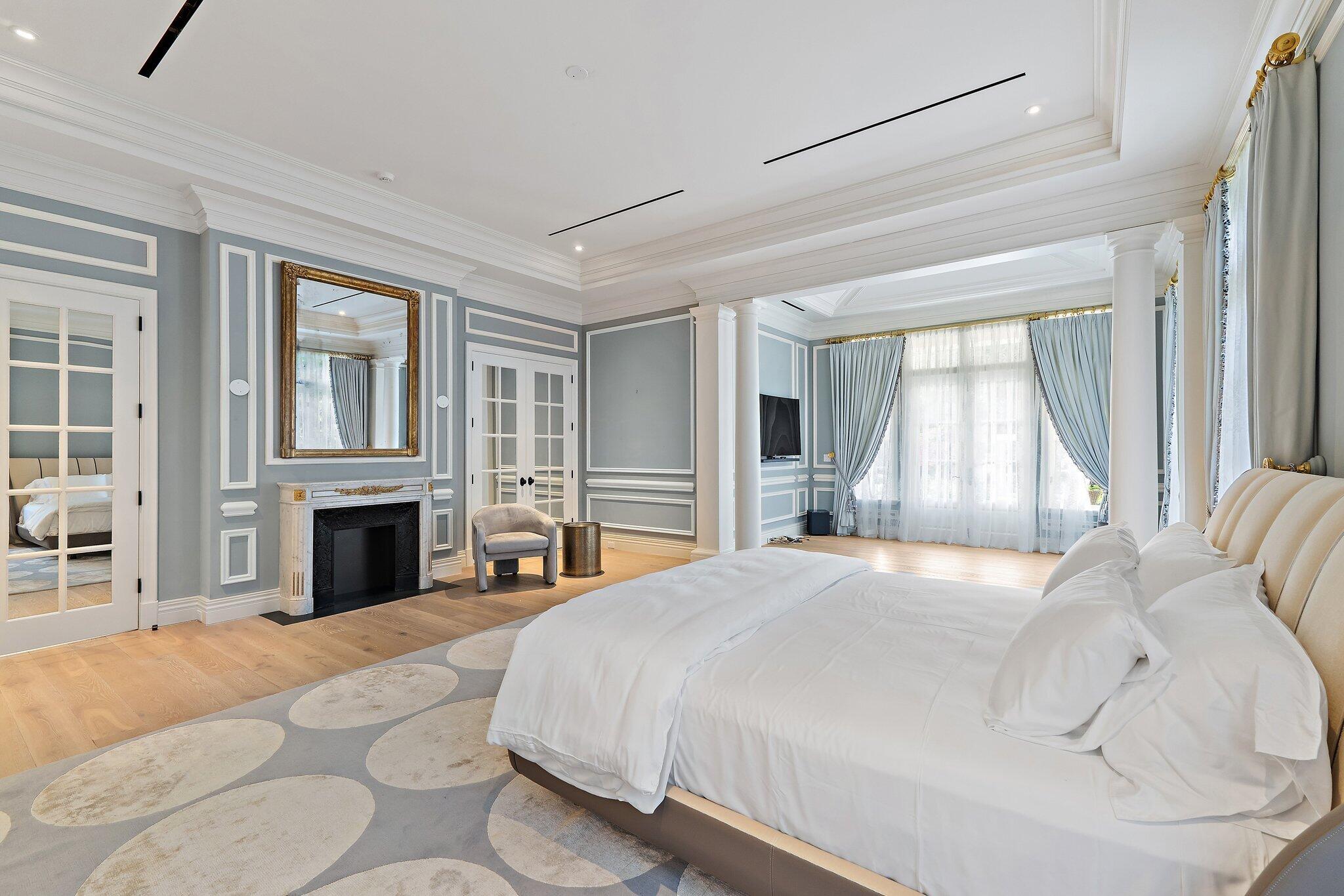 146 Bears Clb Dr Jupiter, FL 33477