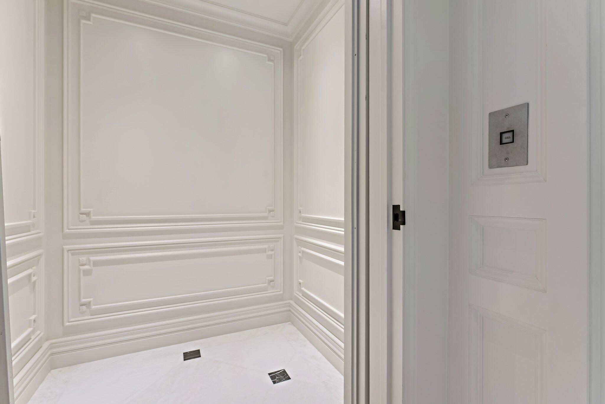 146 Bears Clb Dr Jupiter, FL 33477