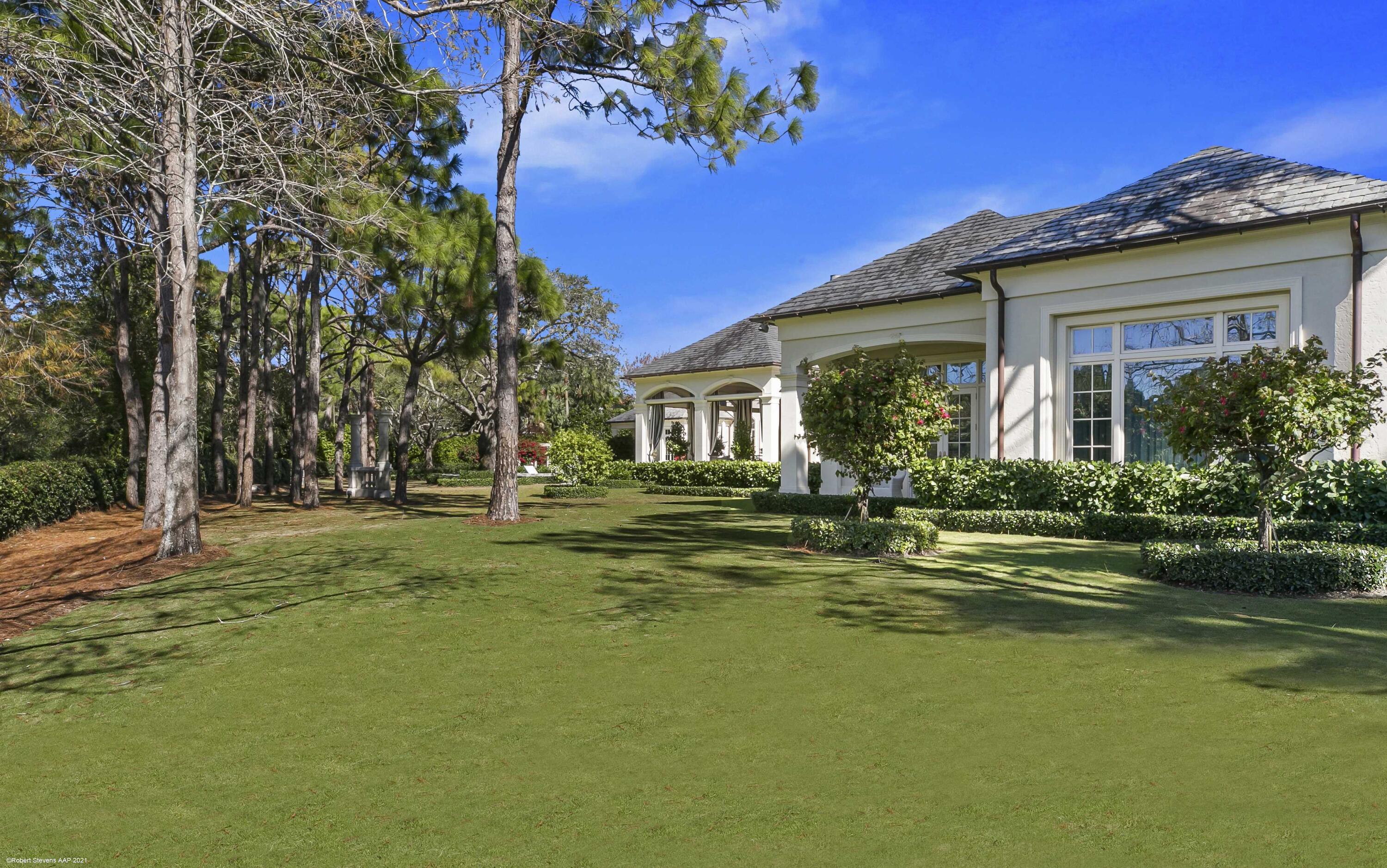 146 Bears Clb Dr Jupiter, FL 33477