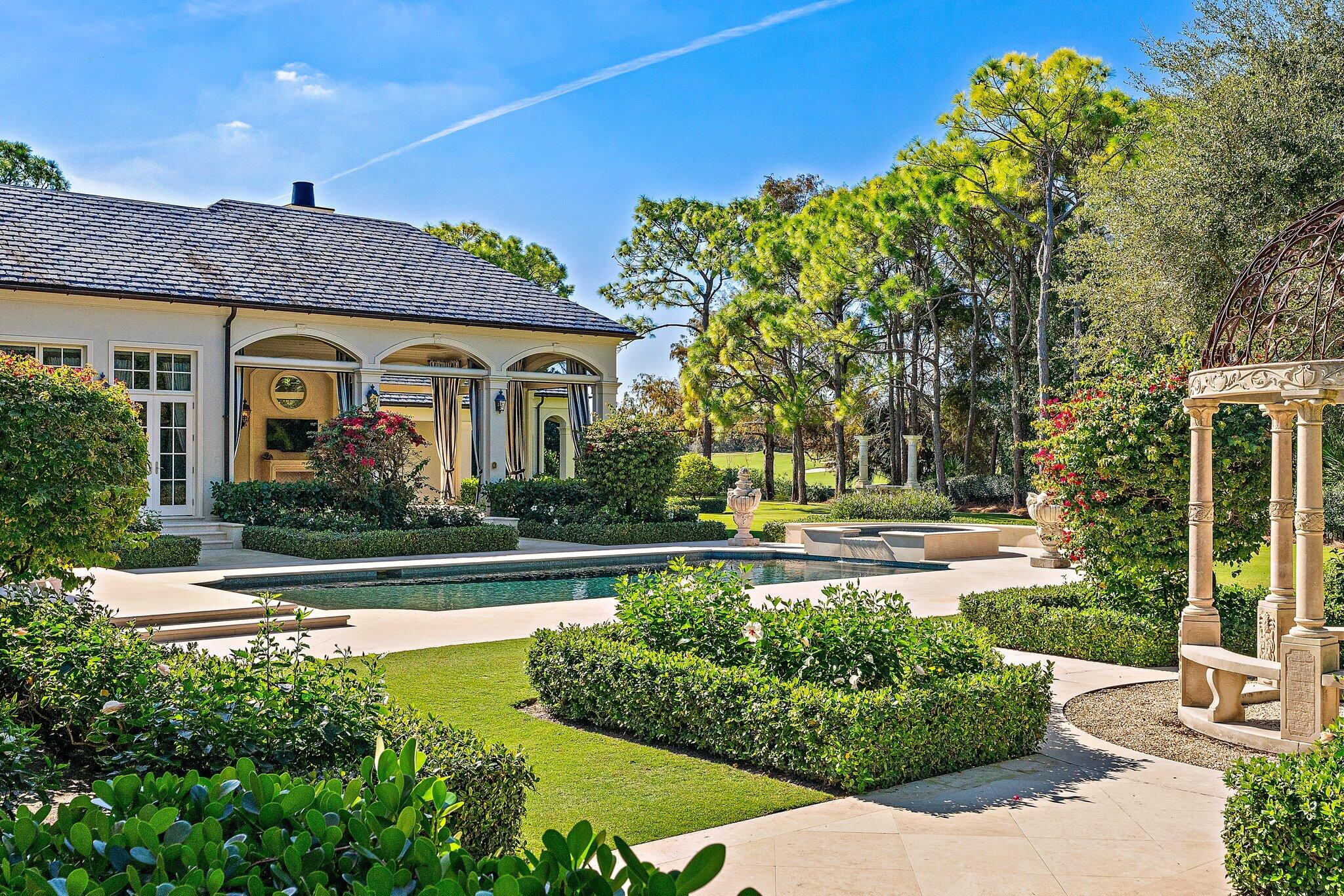 146 Bears Clb Dr Jupiter, FL 33477