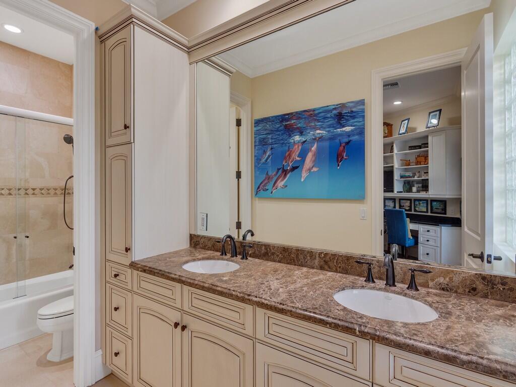 400 Oceanview Ln Vero Beach, FL 32963