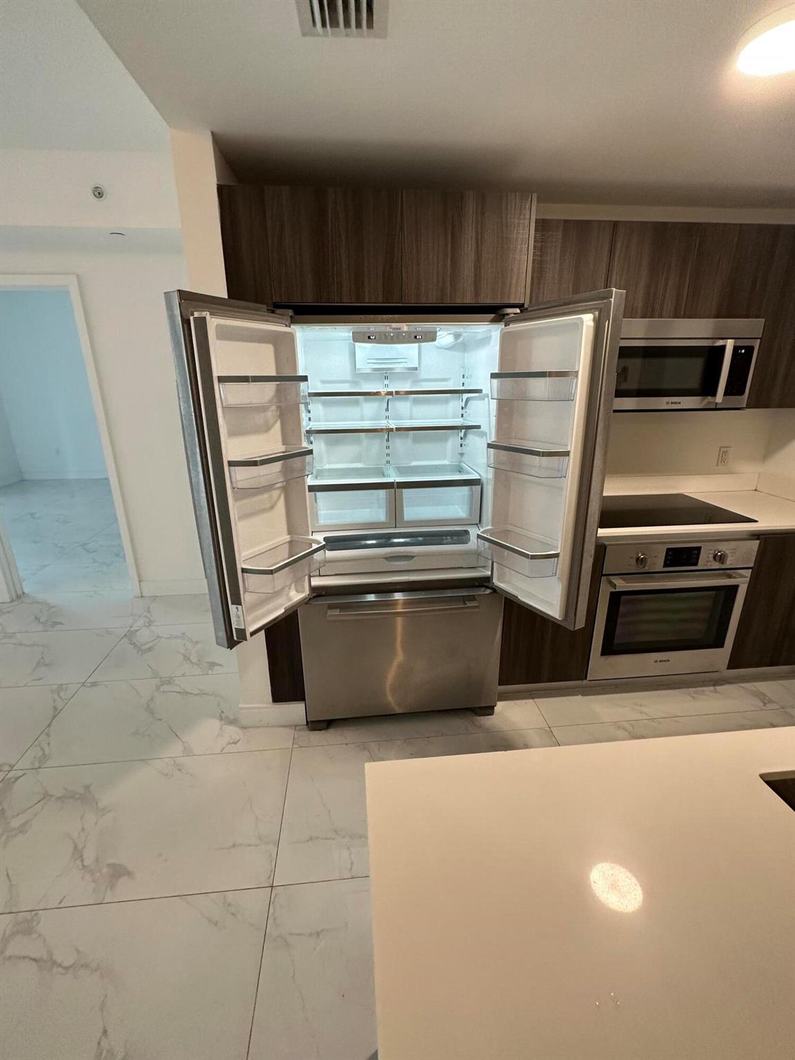 image Aria On The Bay Condo9