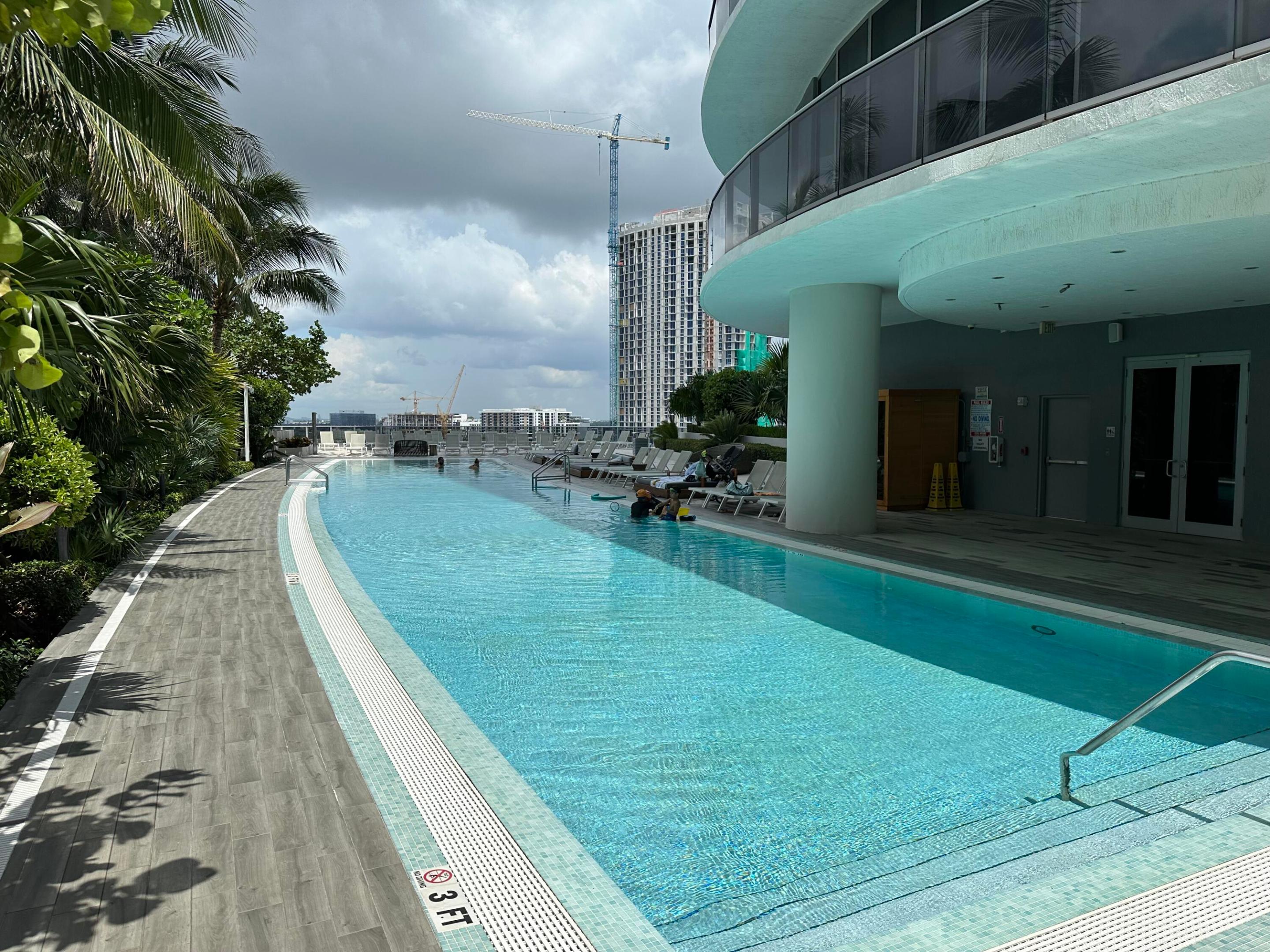 image Aria on the Bay102