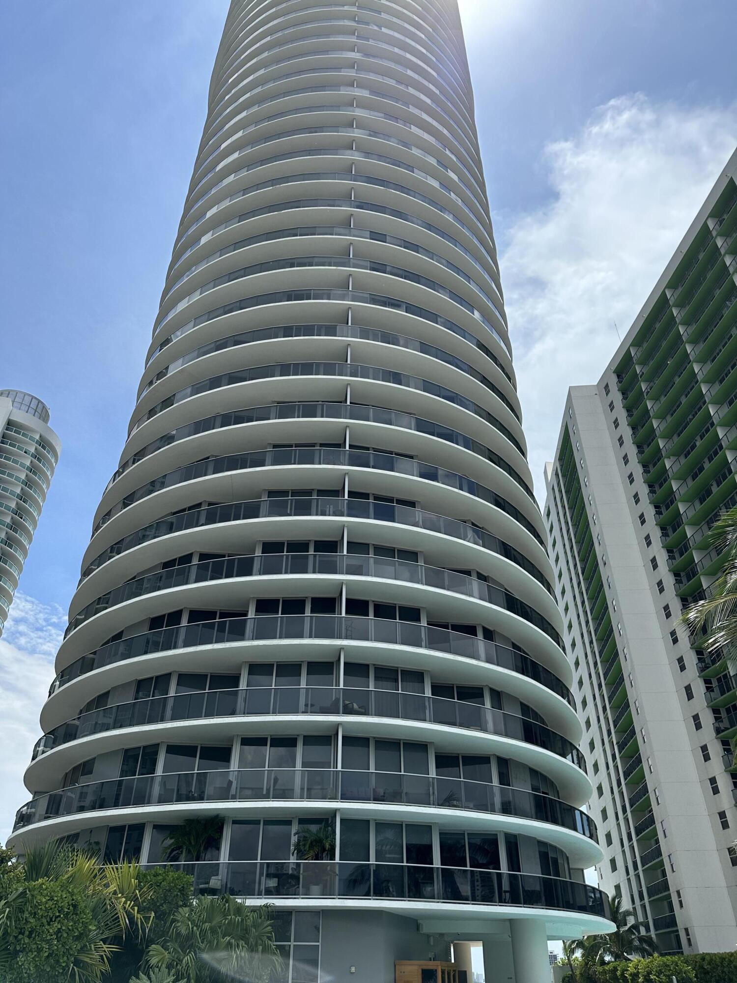 image Aria on the Bay124