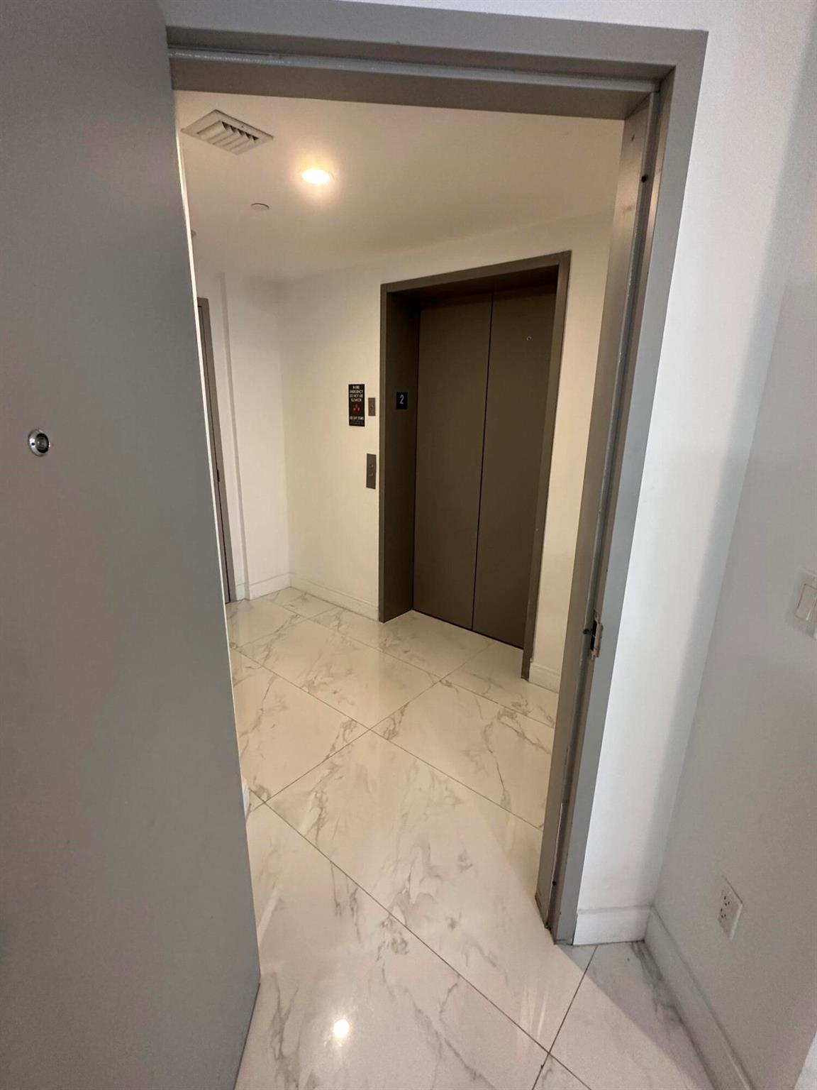 image Aria On The Bay Condo1