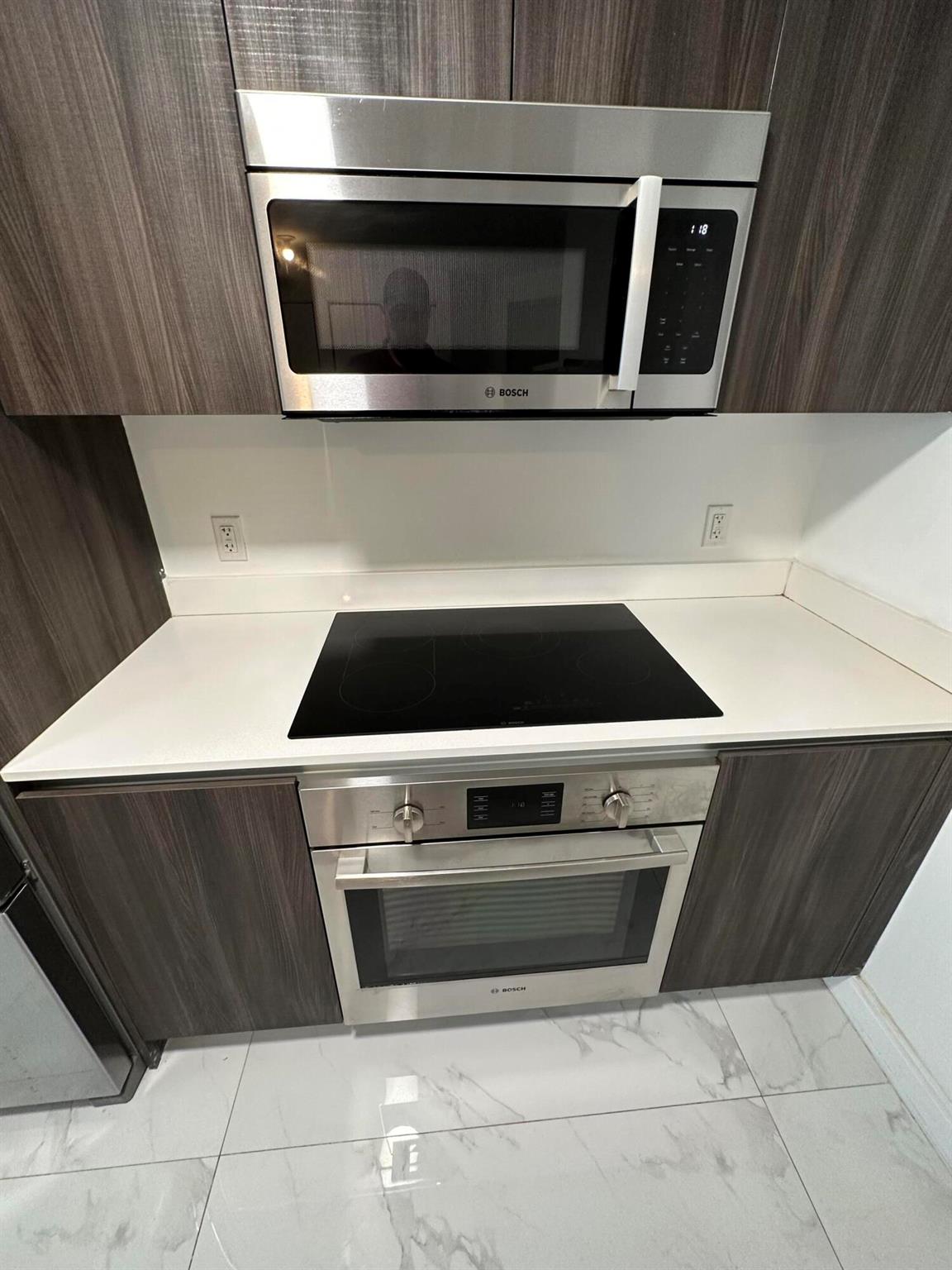 image Aria On The Bay Condo8