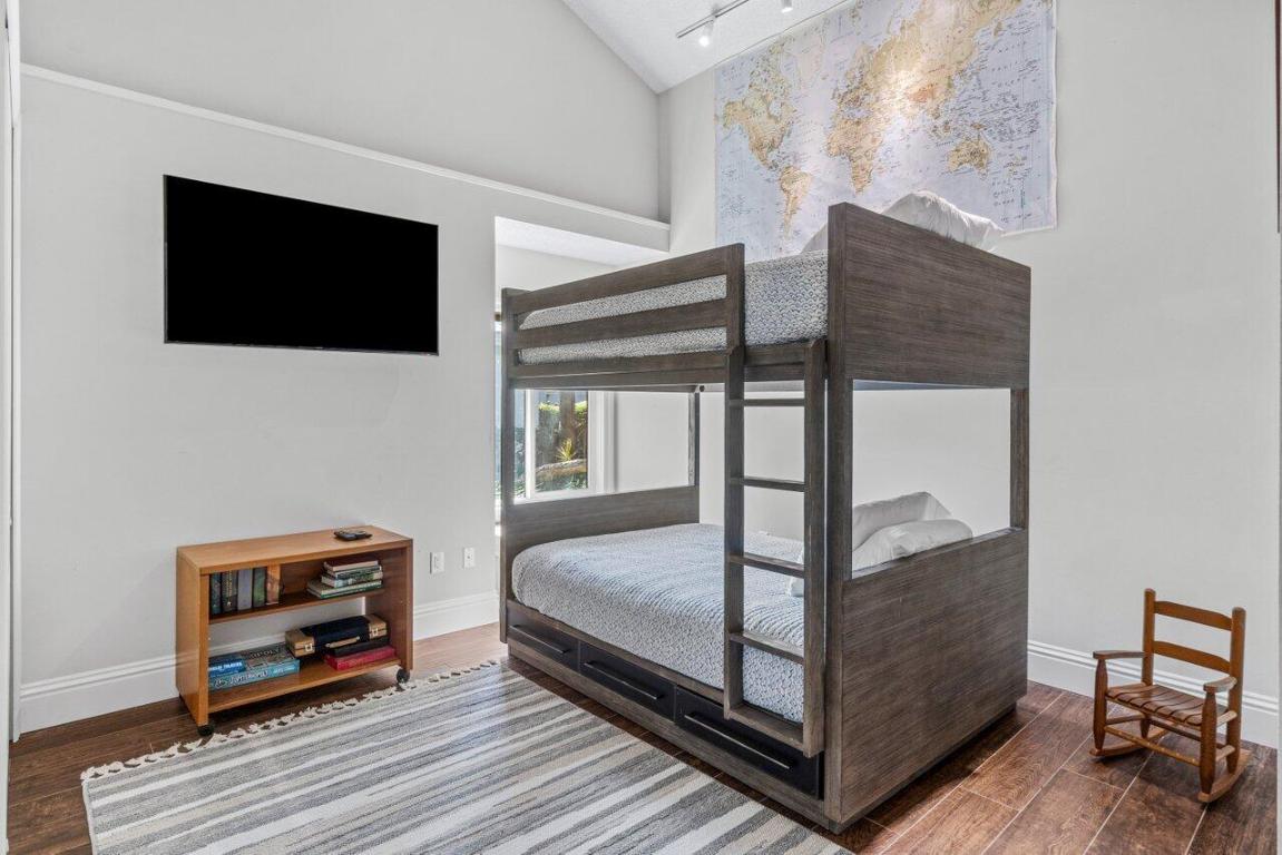 247 River Park Jupiter, FL 33477