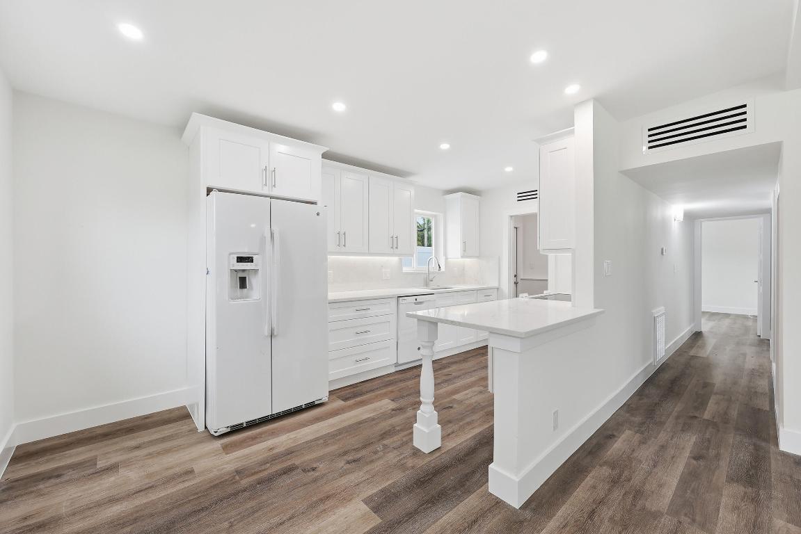 403 Todd Jupiter, FL 33458