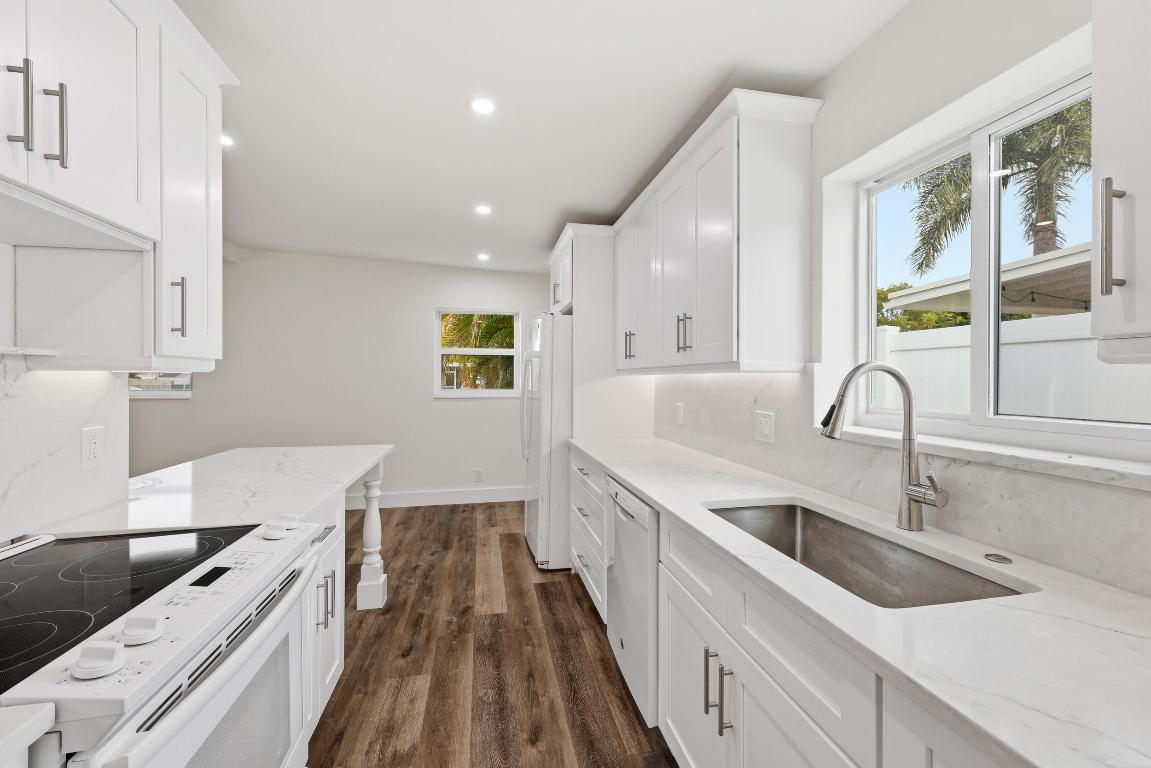 403 Todd Jupiter, FL 33458