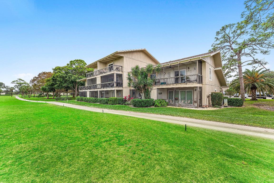 9179 SE Riverfront #F Jupiter, FL 33469