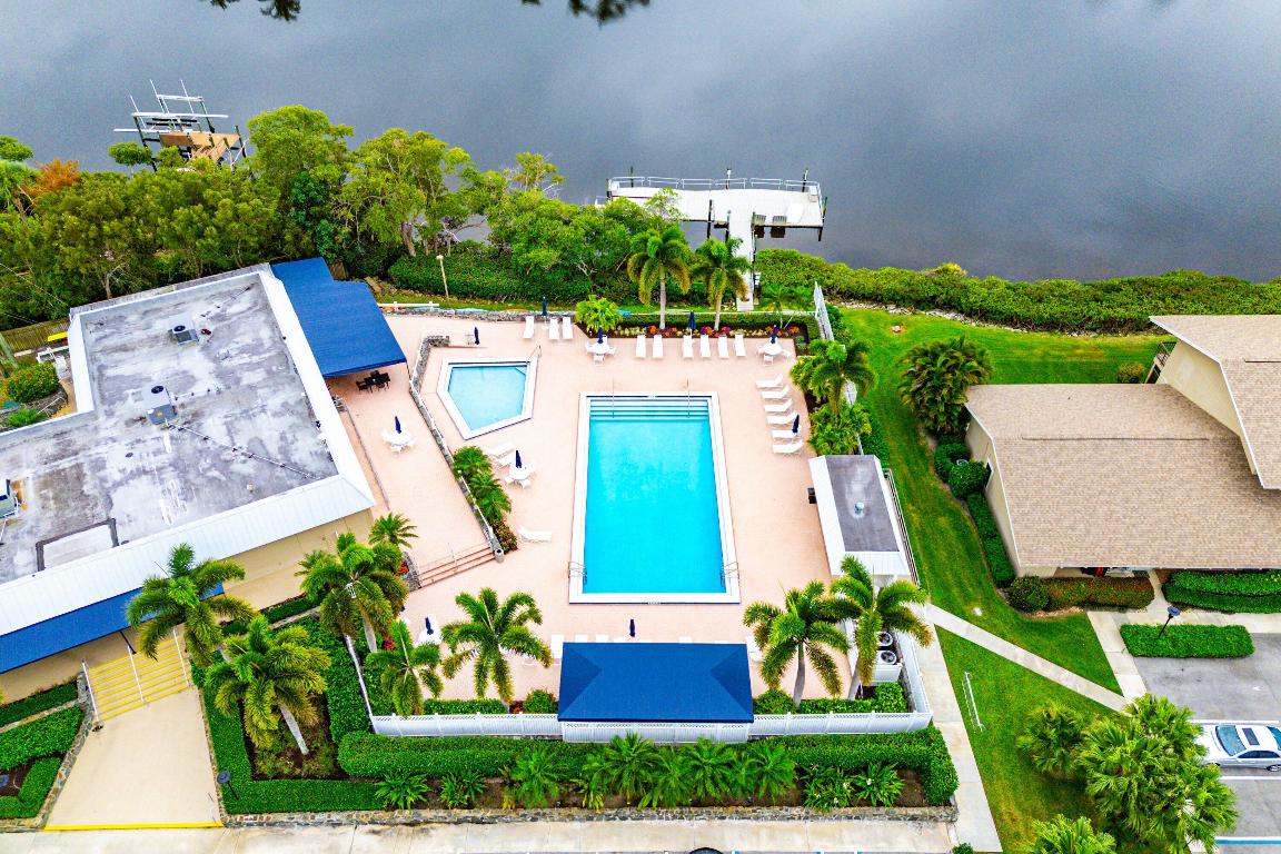 9179 SE Riverfront #F Jupiter, FL 33469