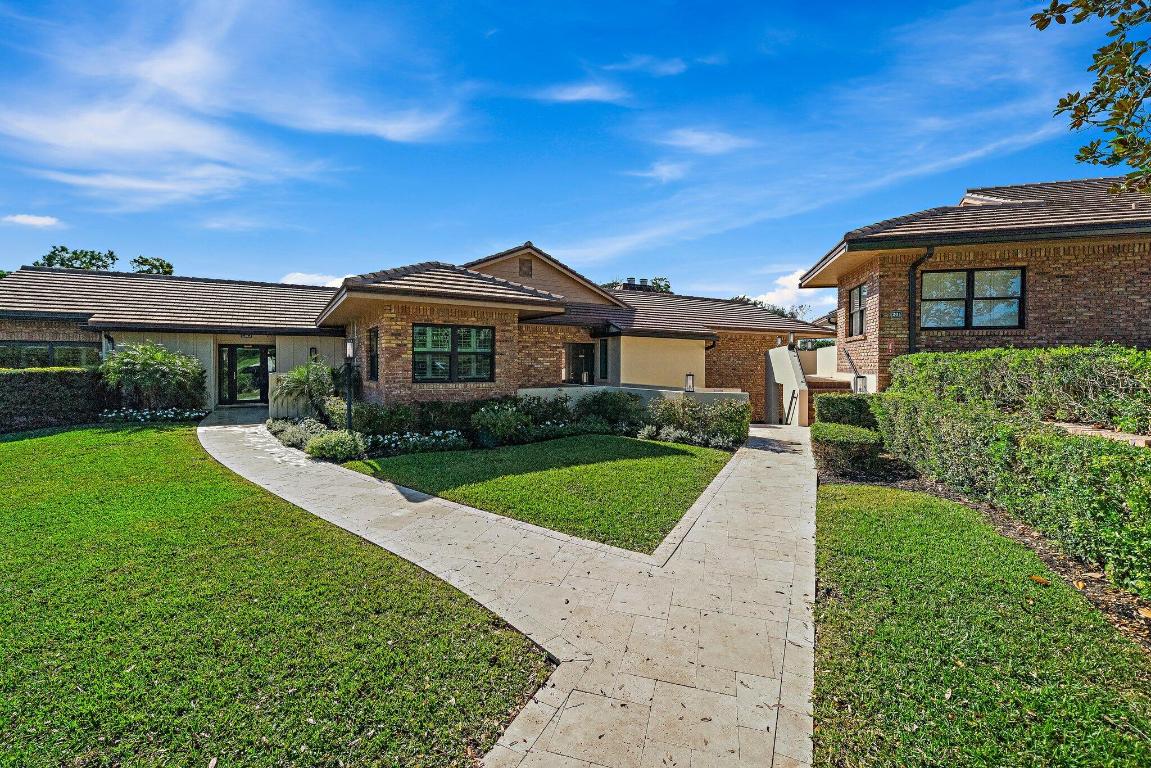 11890 SE Hill Clb #103 Jupiter, FL 33469