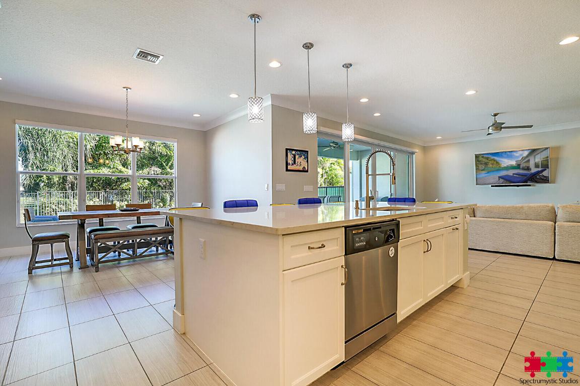 15238 Cherry Crk Delray Beach, FL 33446