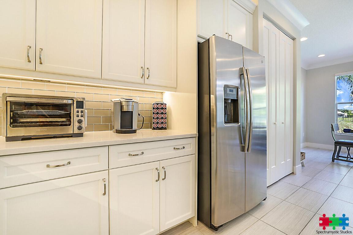 15238 Cherry Crk Delray Beach, FL 33446