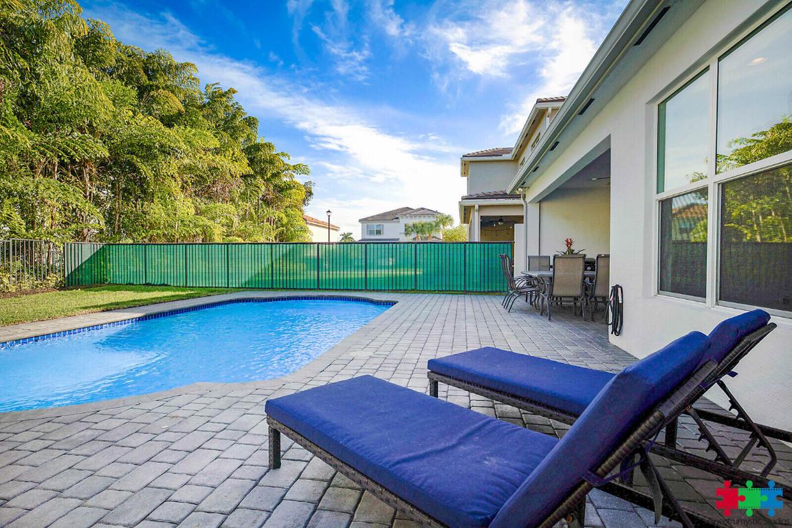 15238 Cherry Crk Delray Beach, FL 33446