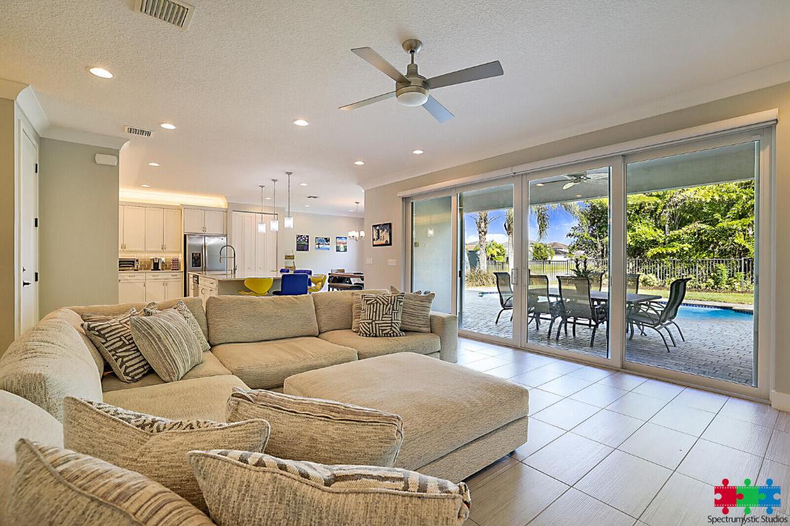 15238 Cherry Crk Delray Beach, FL 33446