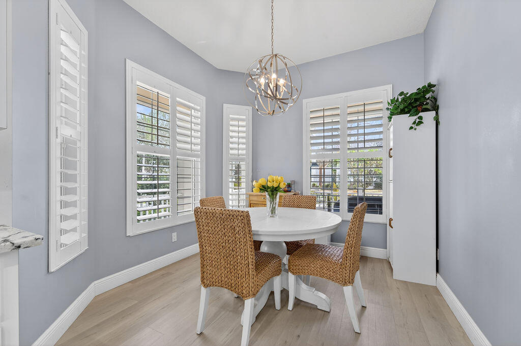 102 Bonaire Jupiter, FL 33458