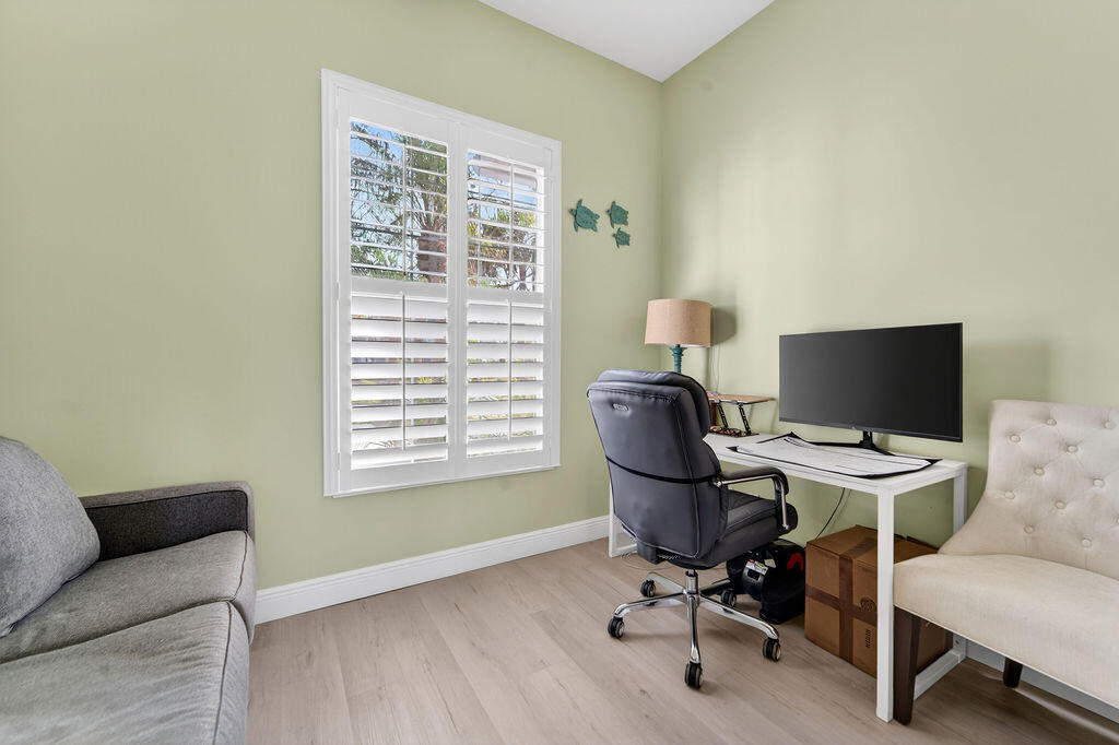 102 Bonaire Jupiter, FL 33458