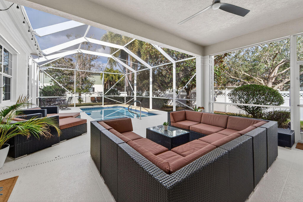 102 Bonaire Jupiter, FL 33458