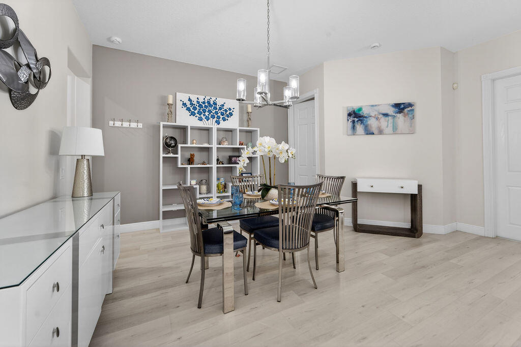 102 Bonaire Jupiter, FL 33458