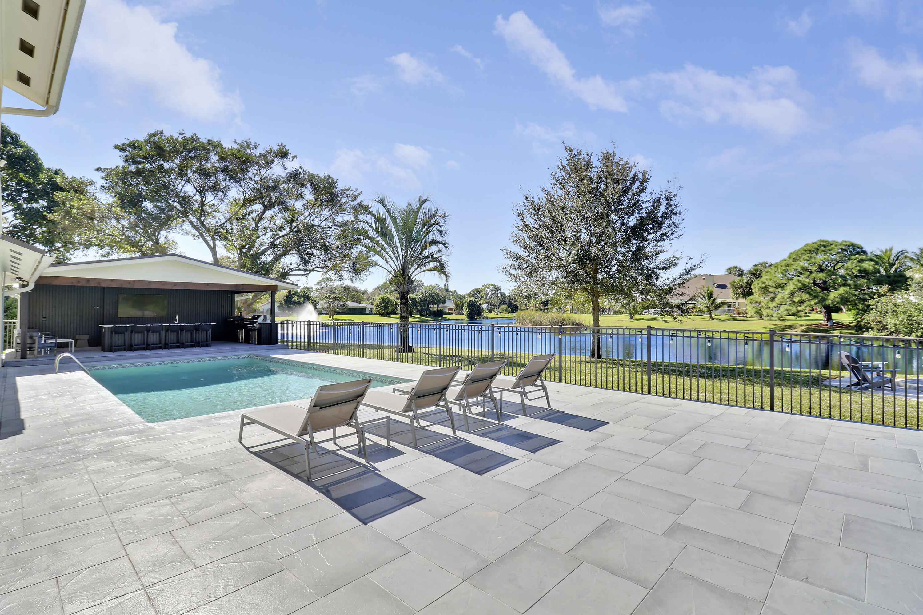 19503 Trails End Jupiter, FL 33458