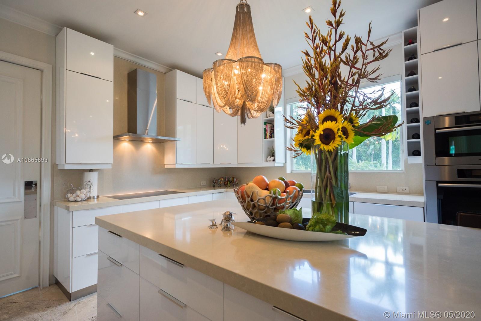 2485 S Bayshore Dr Miami, FL 33133