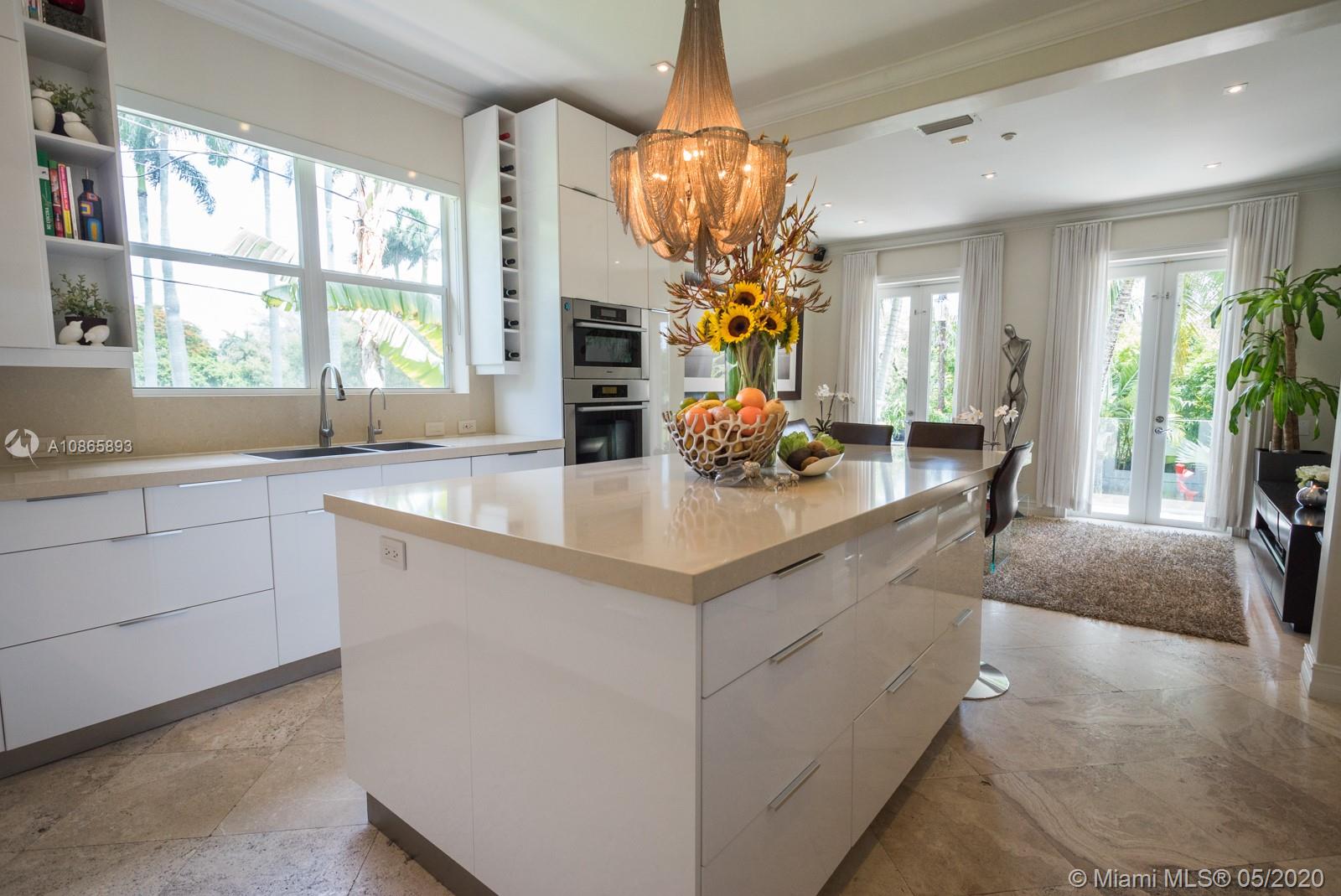 2485 S Bayshore Dr Miami, FL 33133