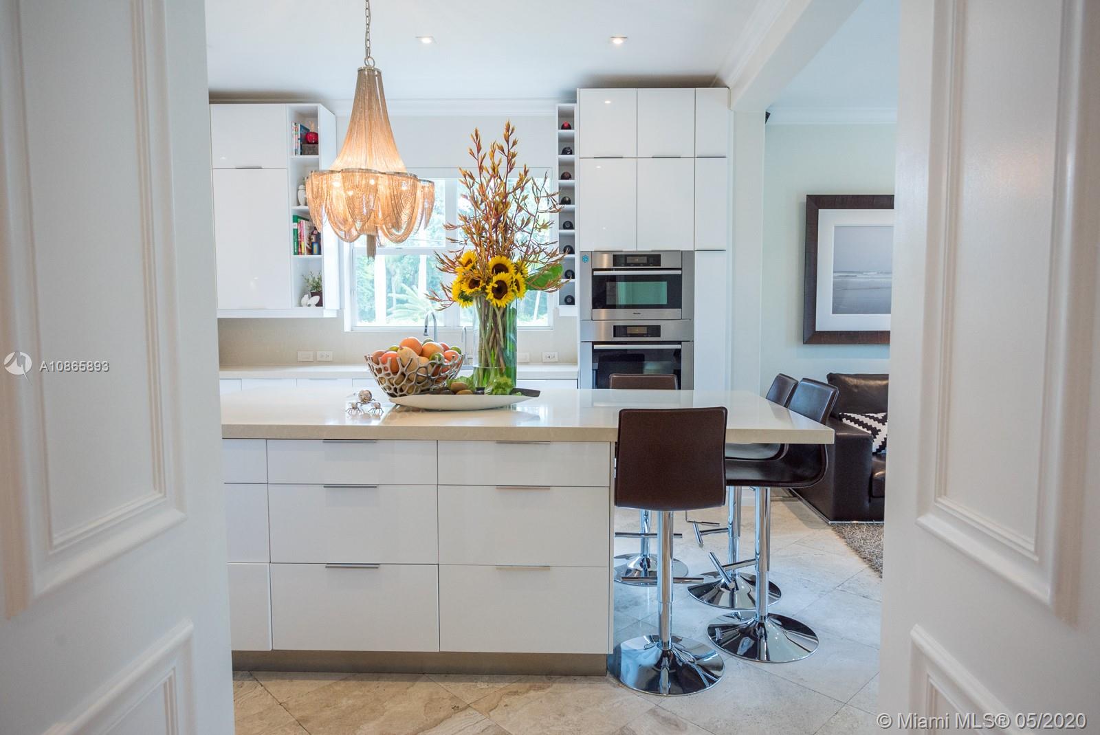 2485 S Bayshore Dr Miami, FL 33133