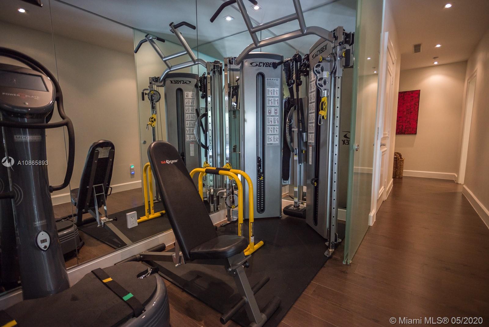 2485 S Bayshore Dr Miami, FL 33133