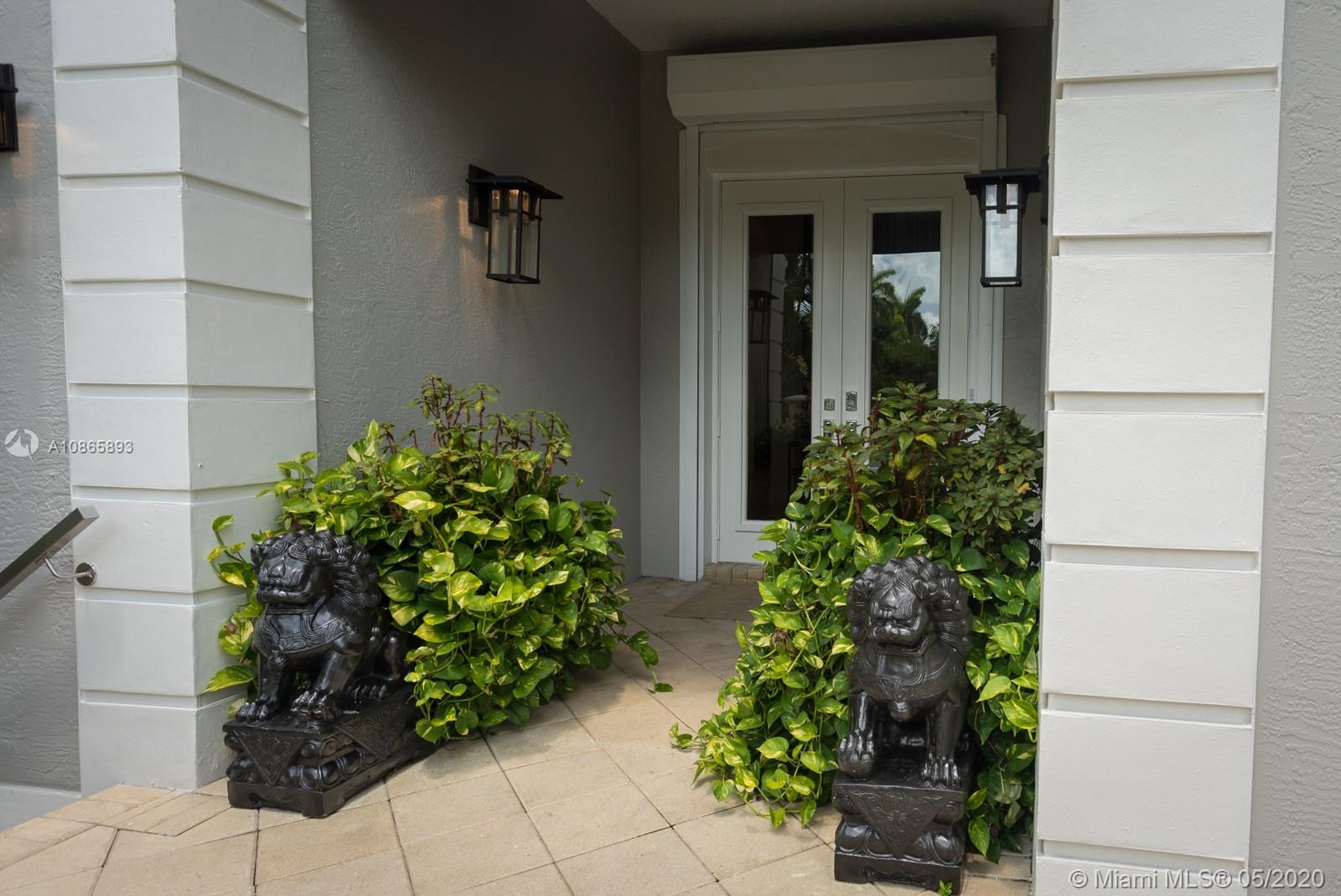 2485 S Bayshore Dr Miami, FL 33133