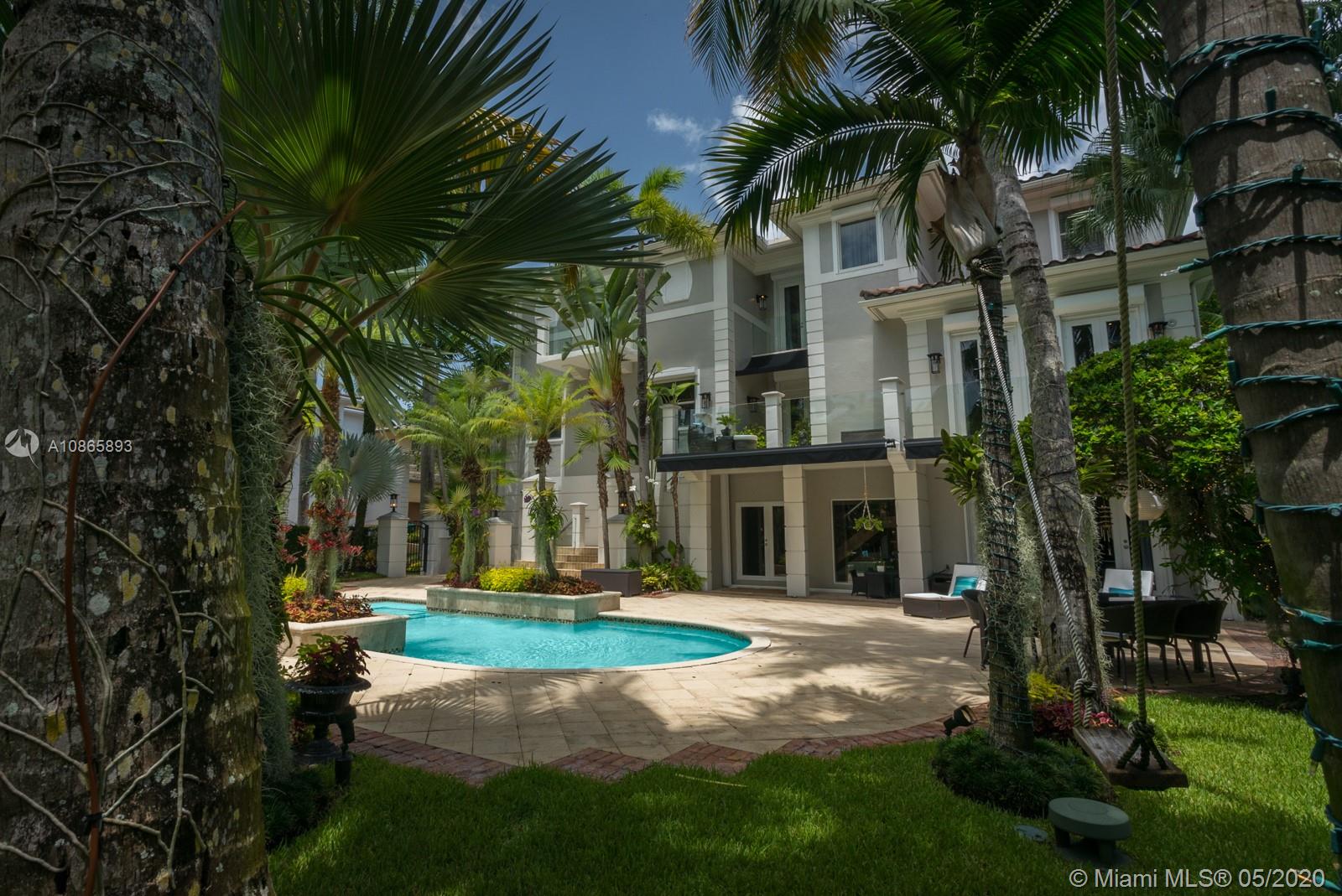 2485 S Bayshore Dr Miami, FL 33133