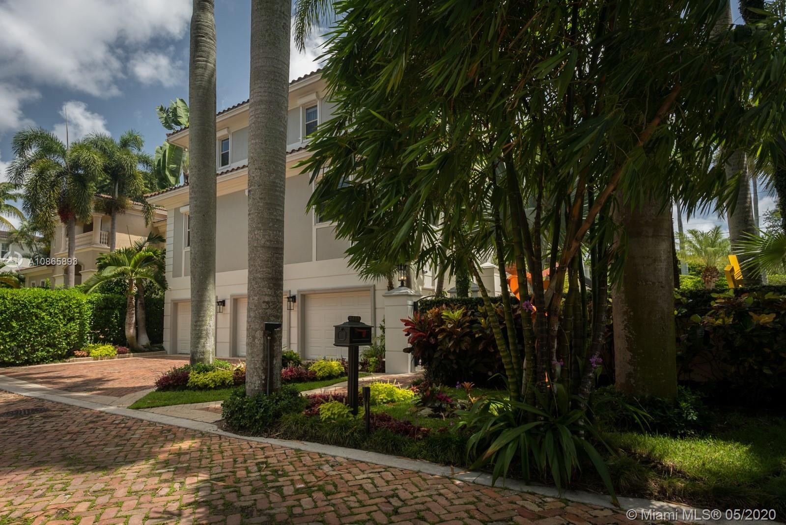 2485 S Bayshore Dr Miami, FL 33133