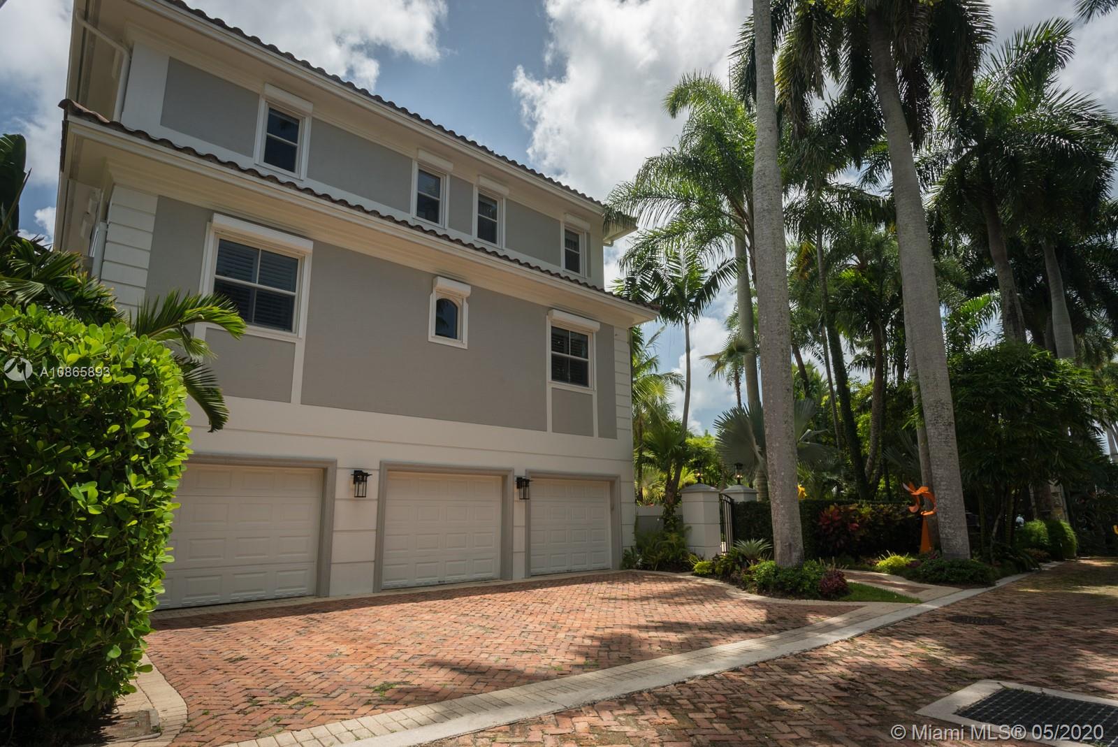 2485 S Bayshore Dr Miami, FL 33133