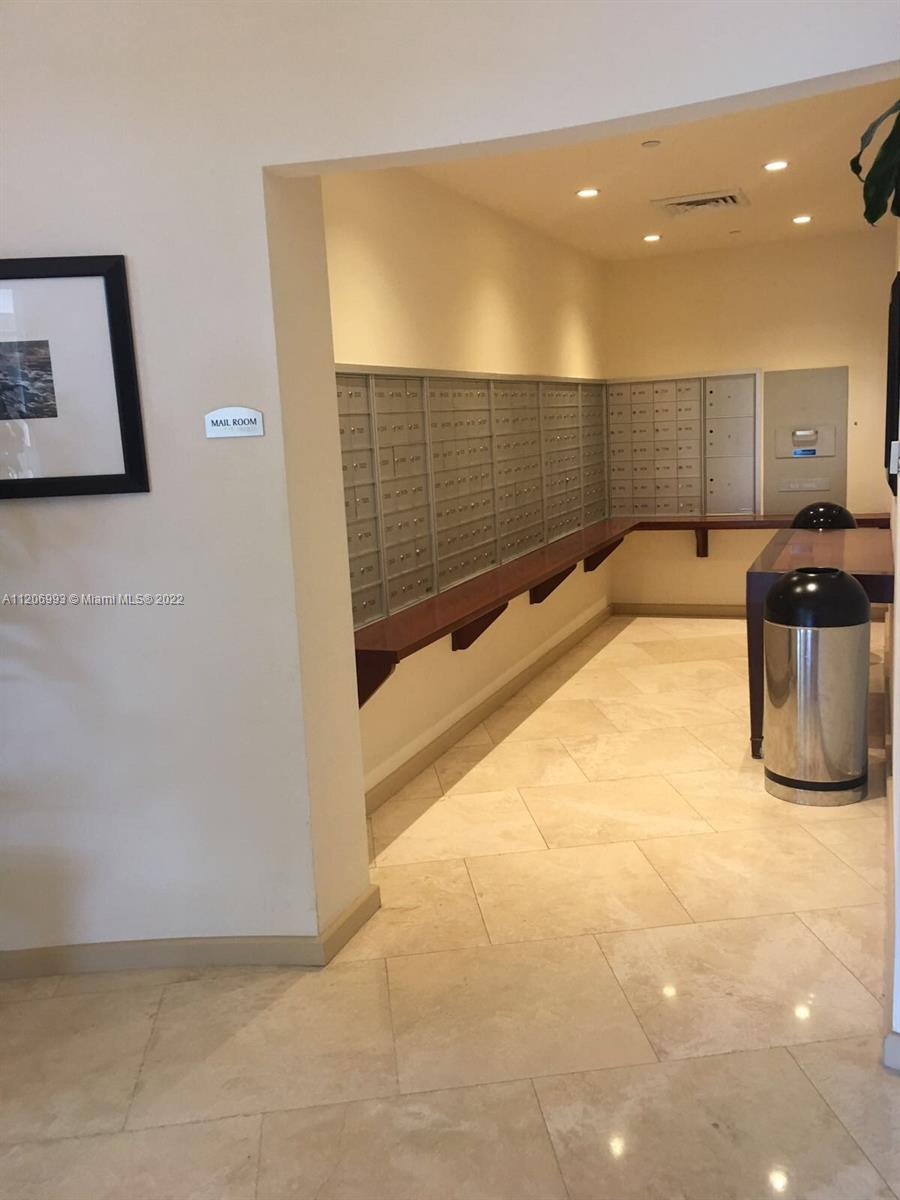 2475 Brickell Ave #2004,Miami, FL 33129