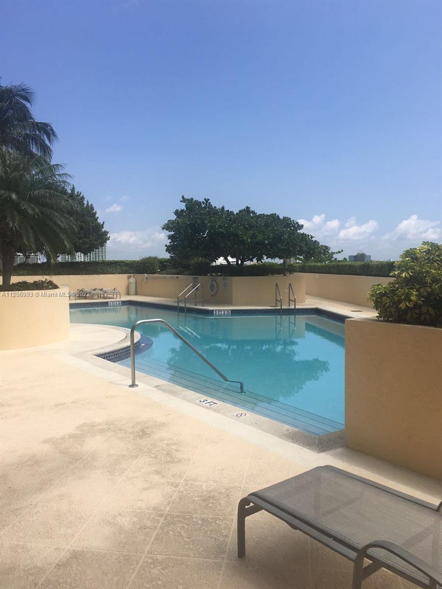 2475 Brickell Ave #2004,Miami, FL 33129