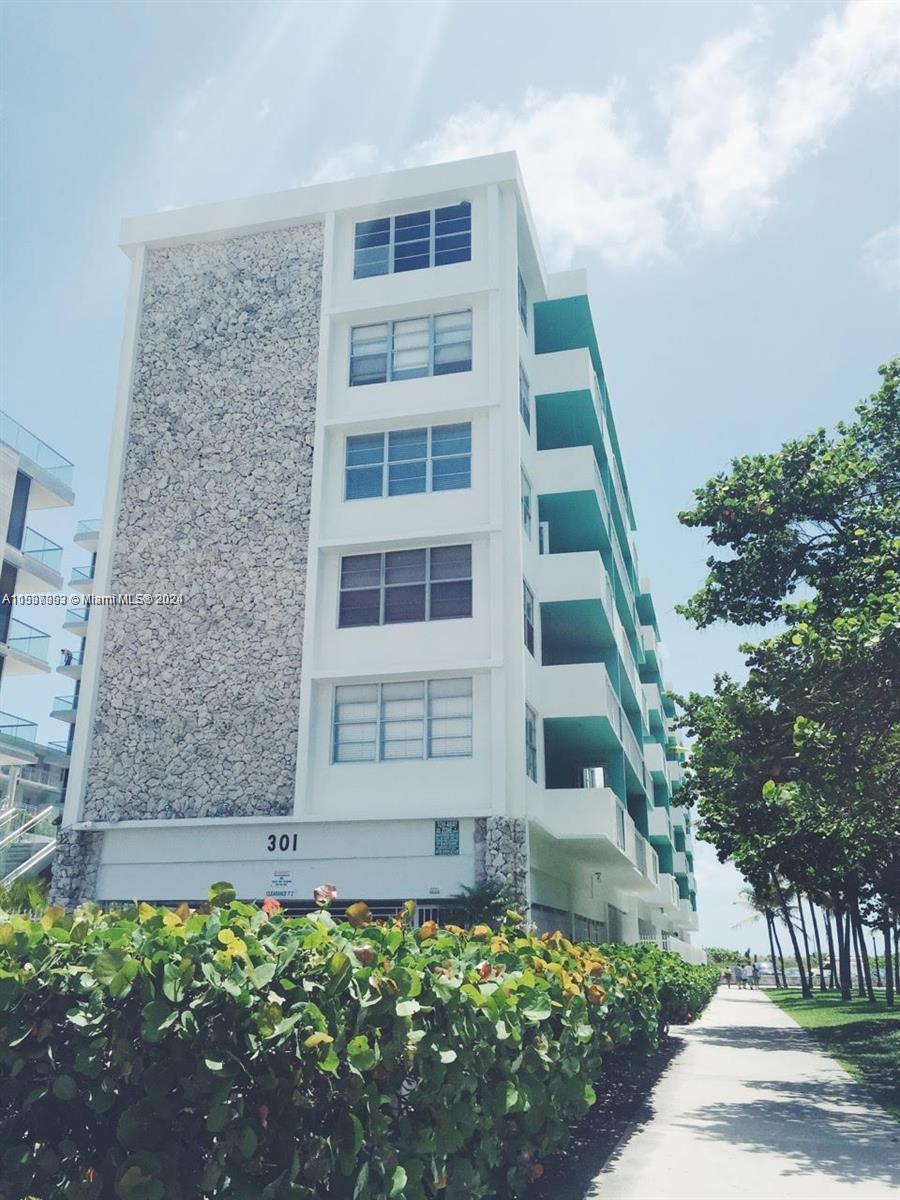 301 Ocean Dr #201
