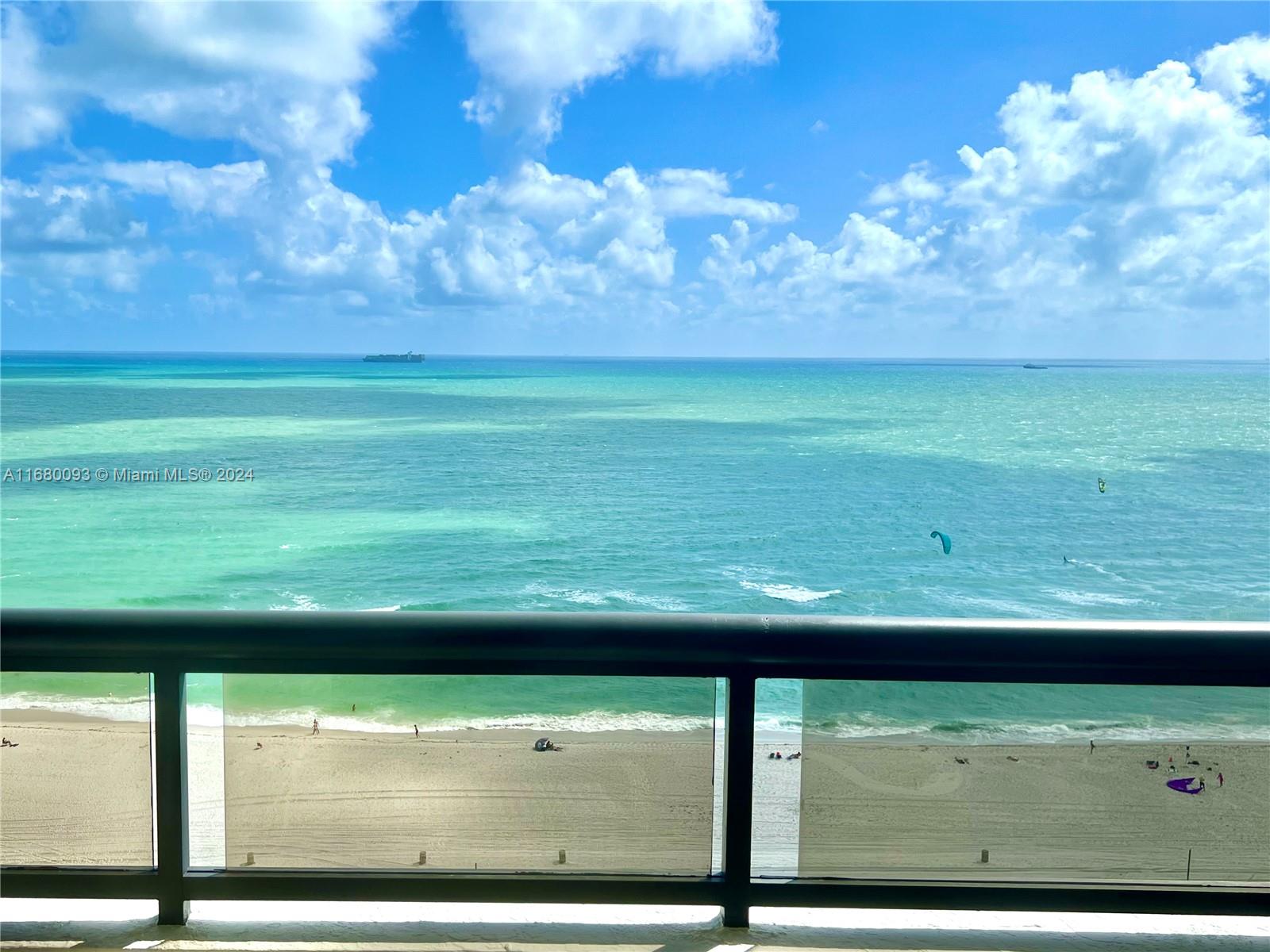 2555 Collins Ave #2001