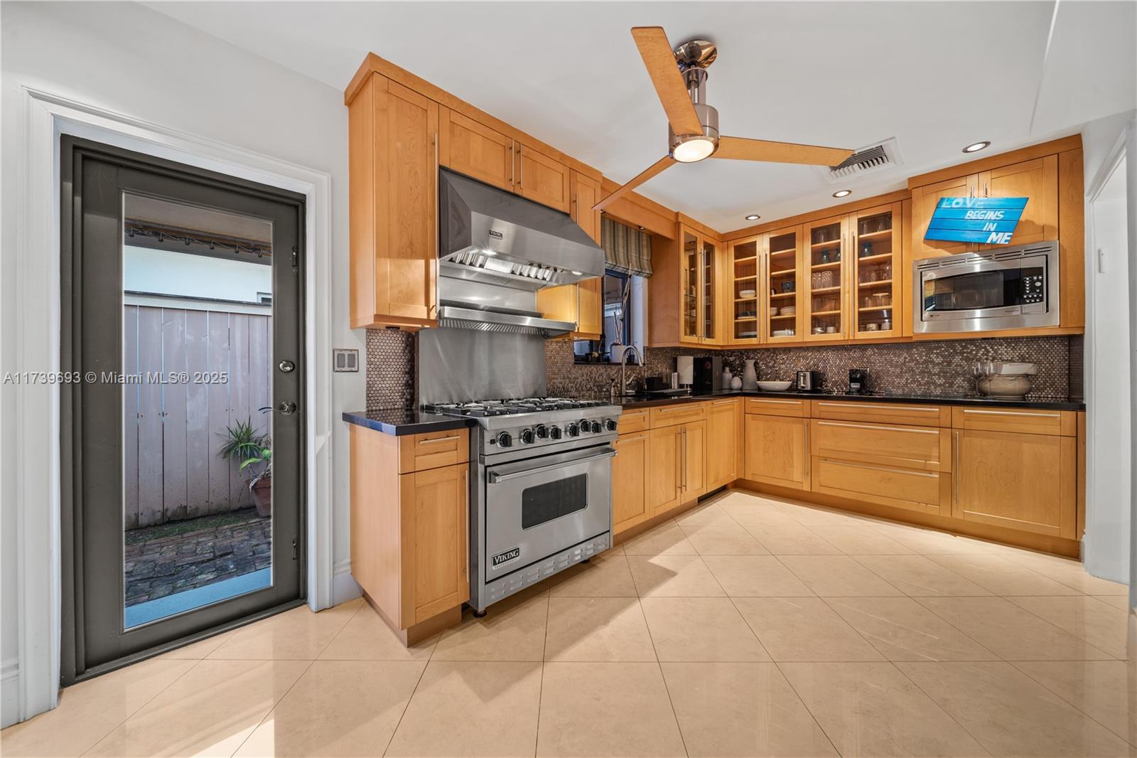 1840 Cleveland Rd,Miami Beach, FL 33141