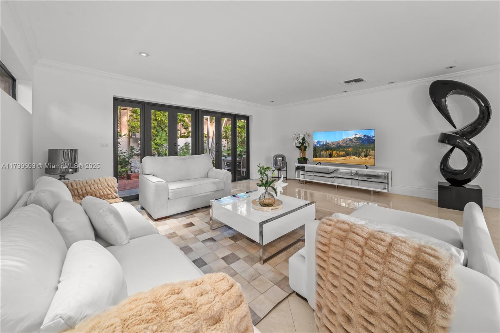 1840 Cleveland Rd,Miami Beach, FL 33141