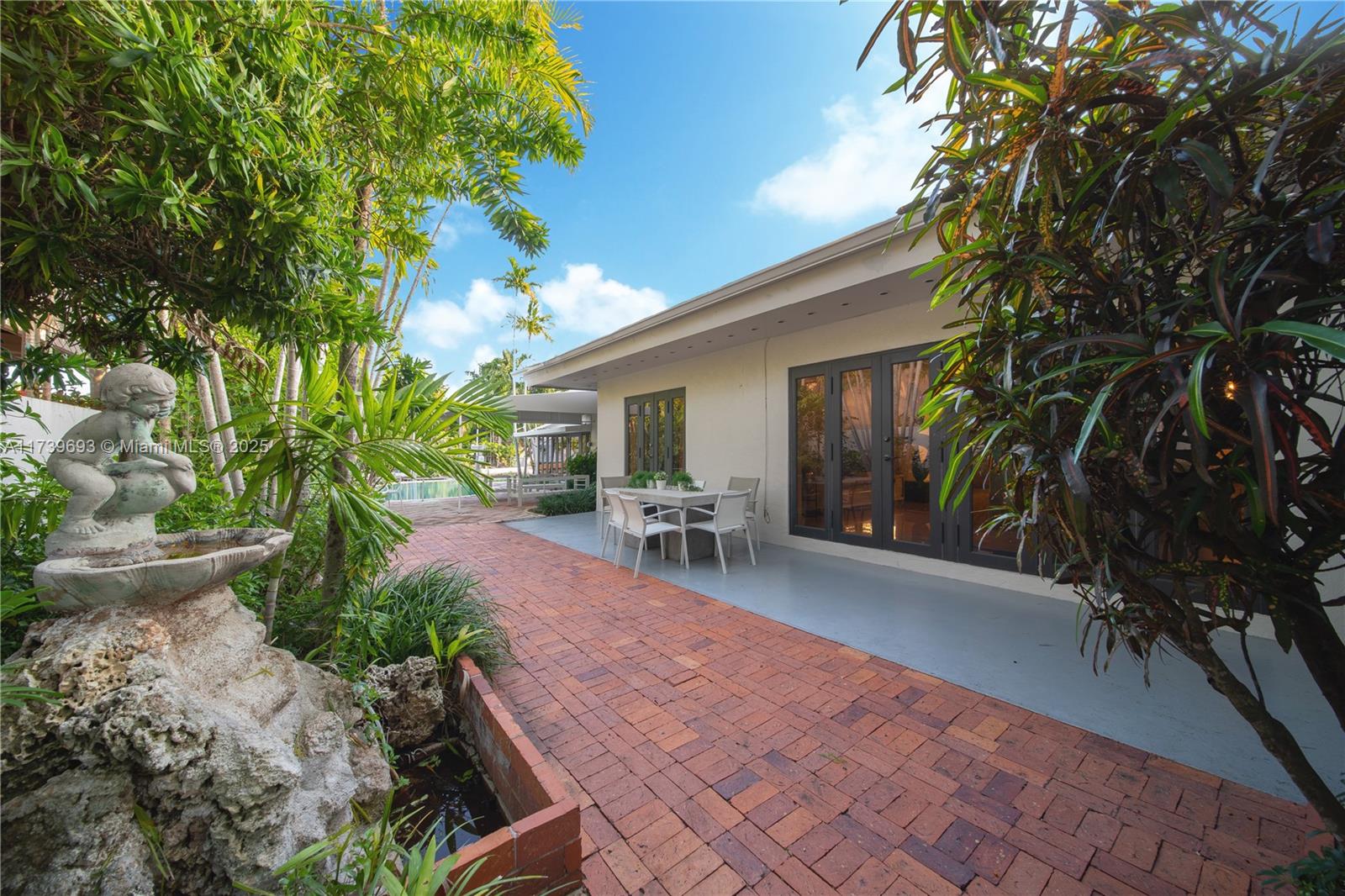 1840 Cleveland Rd,Miami Beach, FL 33141