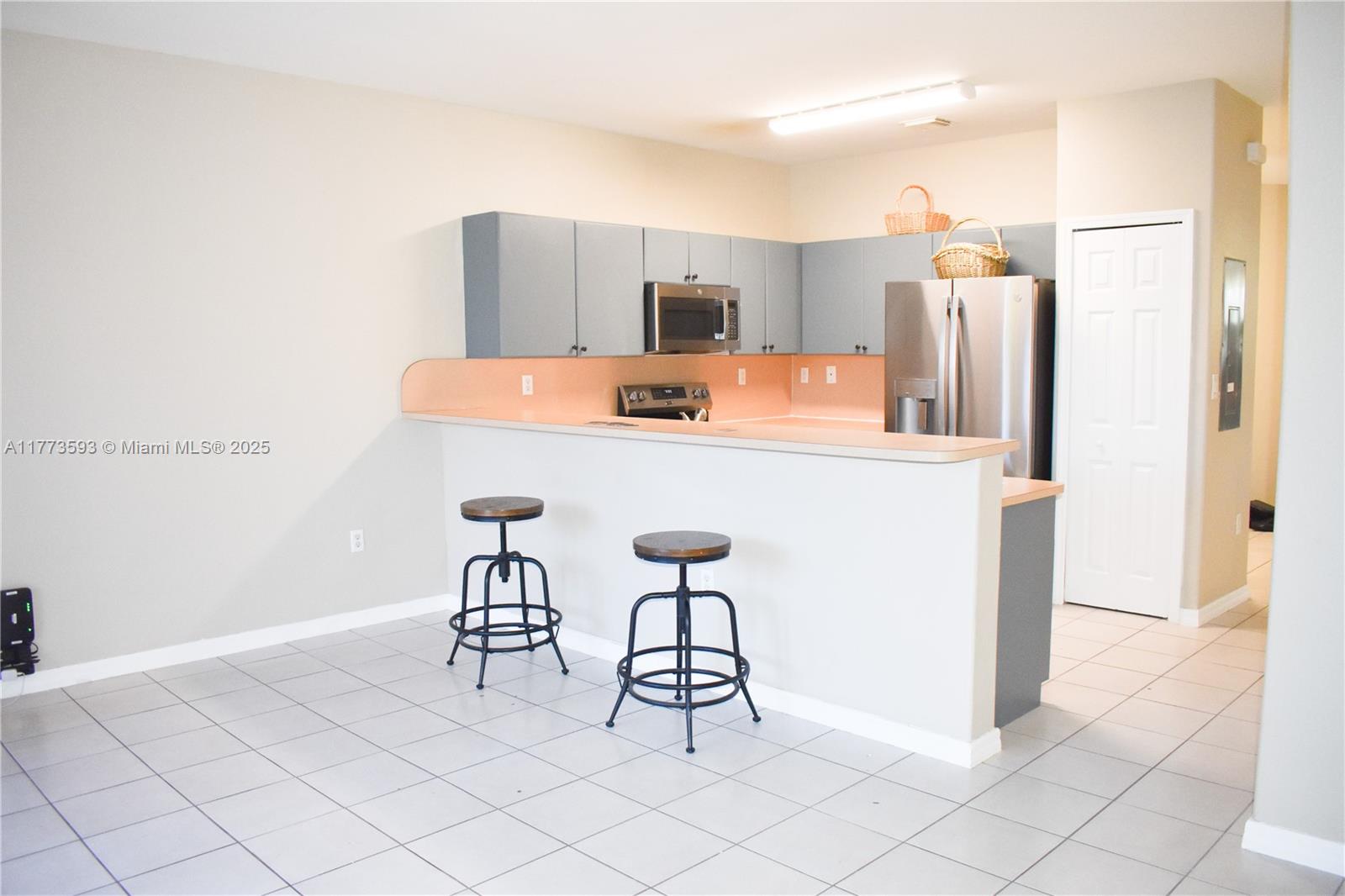 9123 SW 152nd Path,Miami, FL 33196