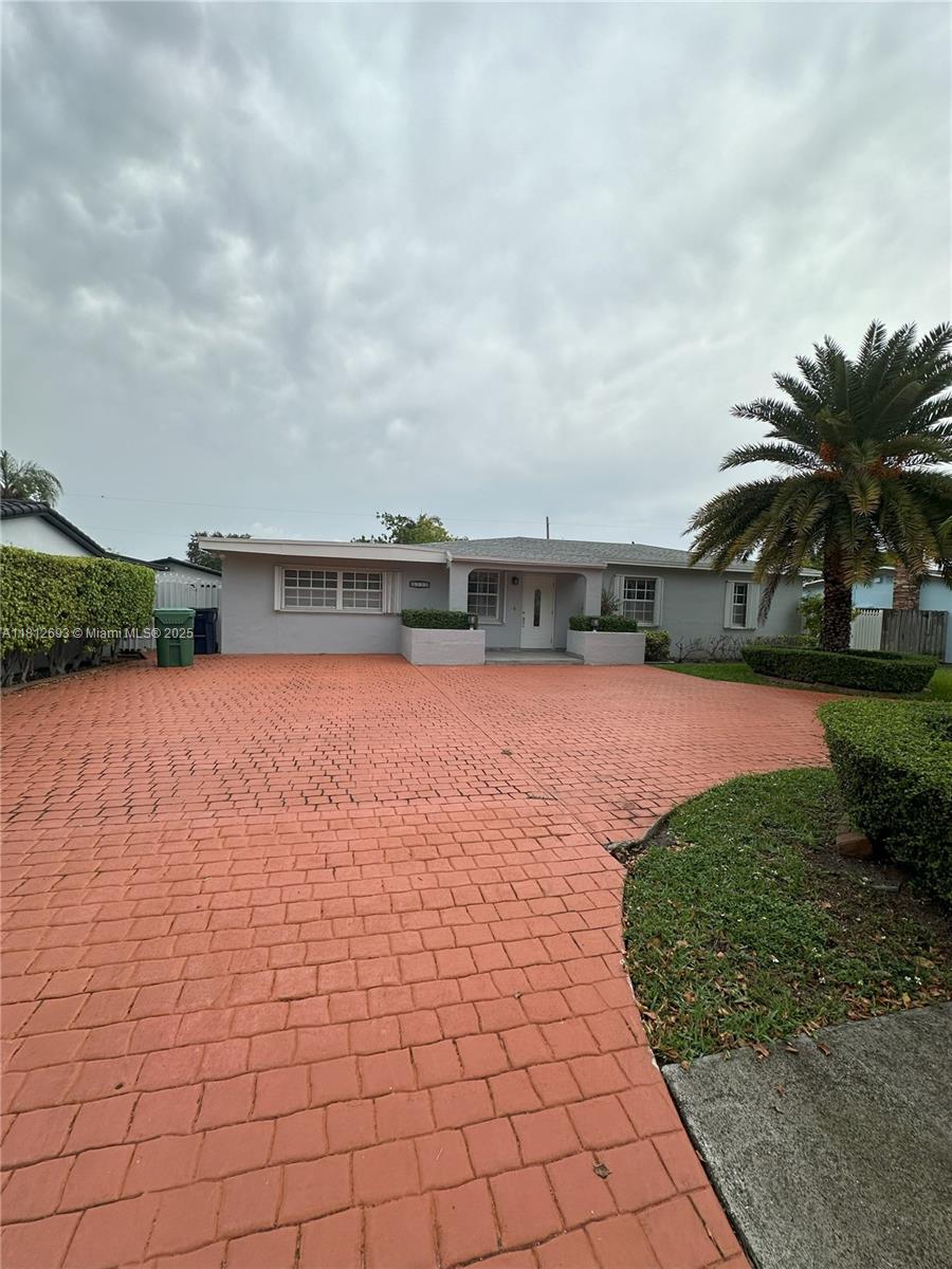 8331 SW 38th St,Miami, FL 33155