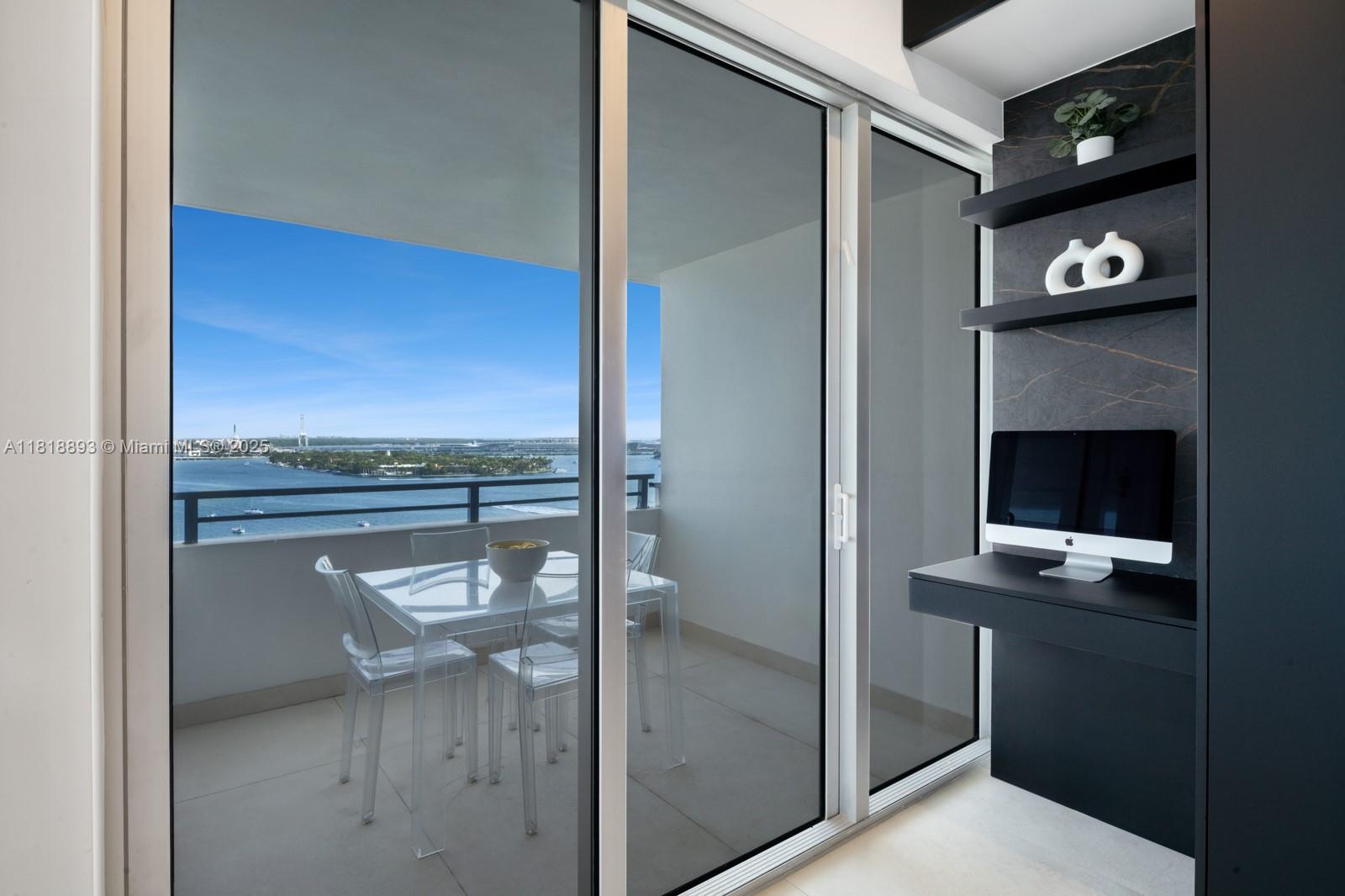 11 Island Ave #PH2 Miami Beach, FL 33139