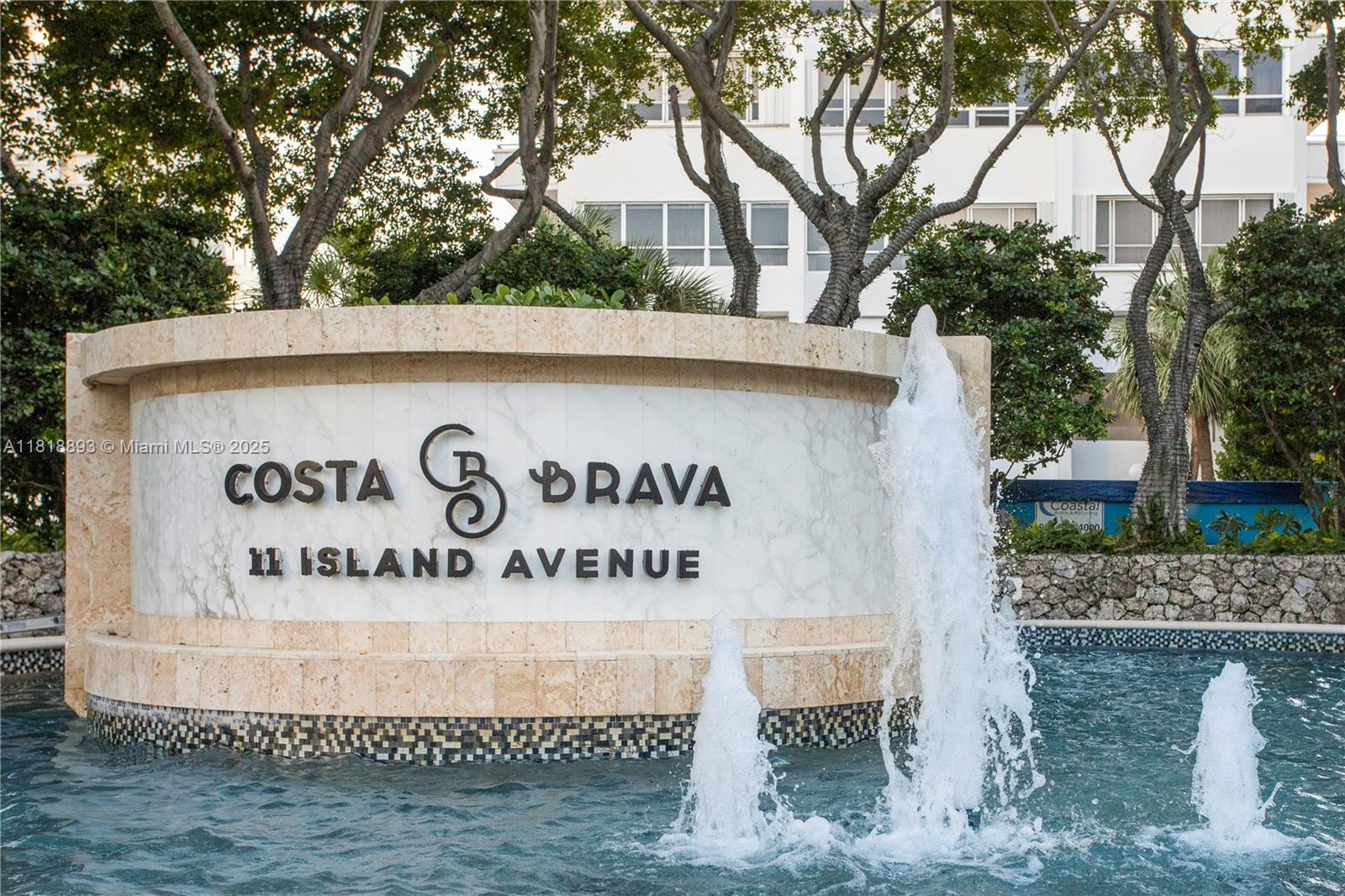 11 Island Ave #PH2 Miami Beach, FL 33139