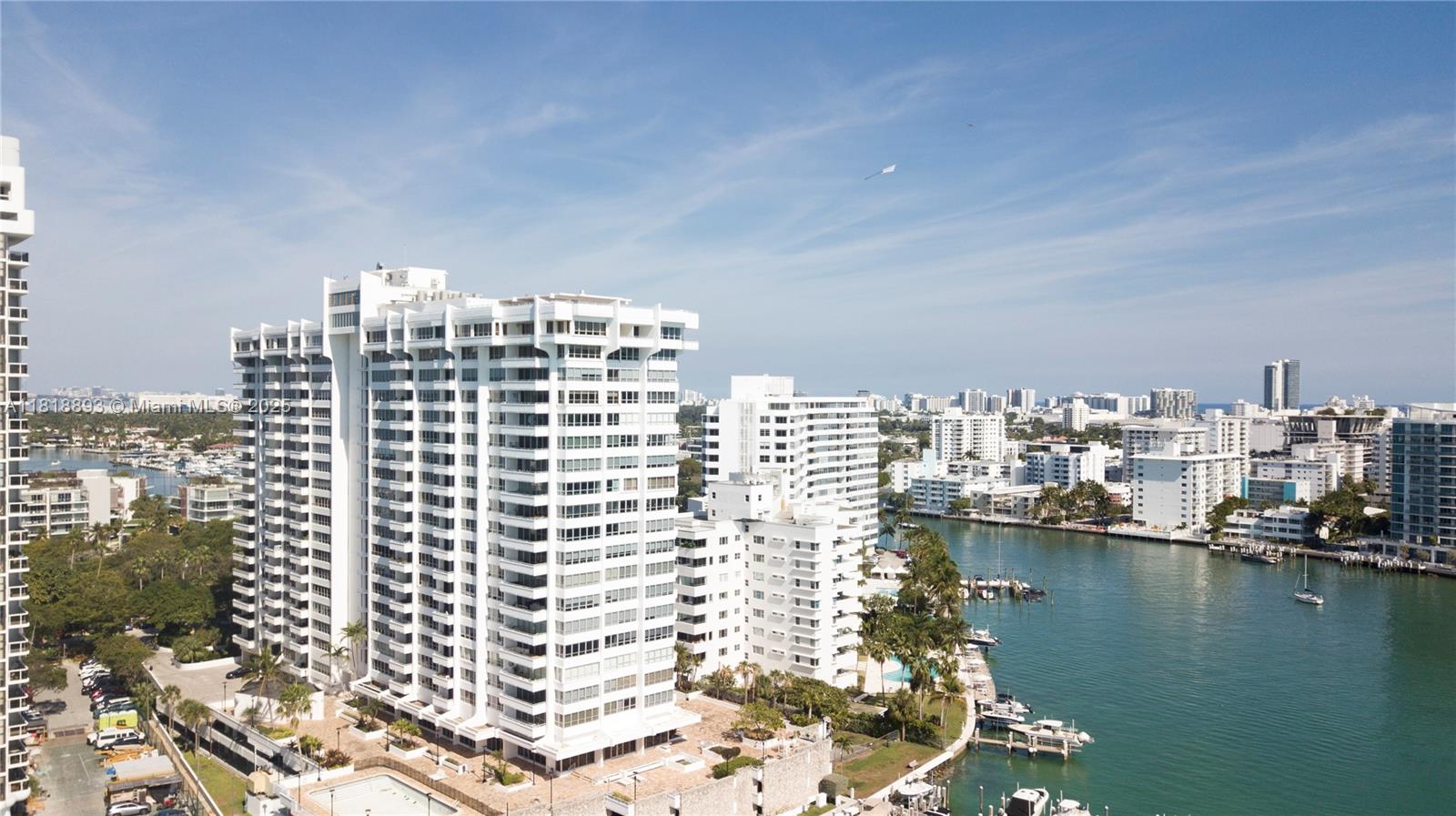 11 Island Ave #PH2 Miami Beach, FL 33139